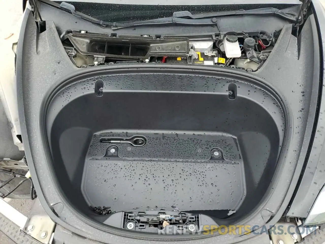 12 Photograph of a damaged car 5YJ3E1EB1LF735770 TESLA MODEL 3 2020