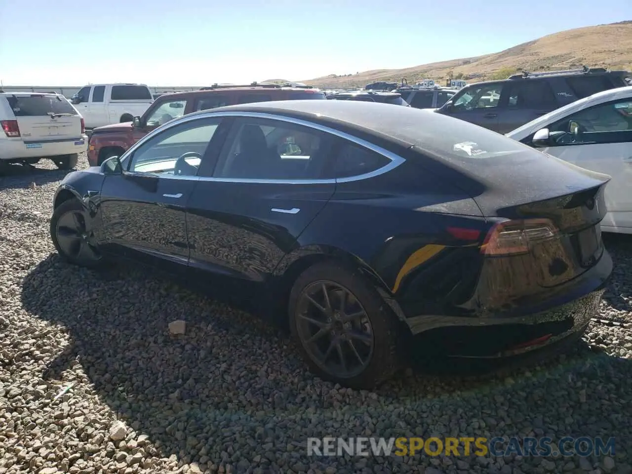 2 Photograph of a damaged car 5YJ3E1EB1LF746252 TESLA MODEL 3 2020