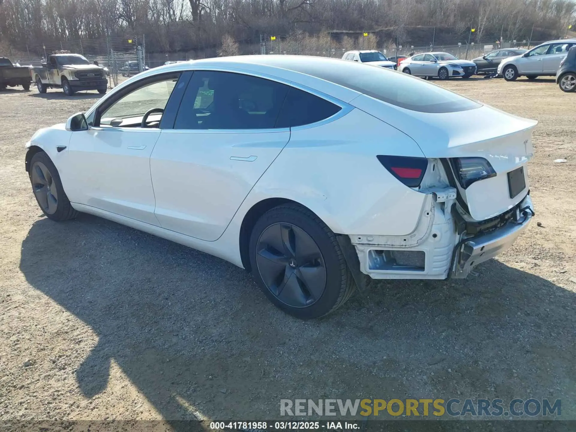 3 Photograph of a damaged car 5YJ3E1EB1LF784189 TESLA MODEL 3 2020