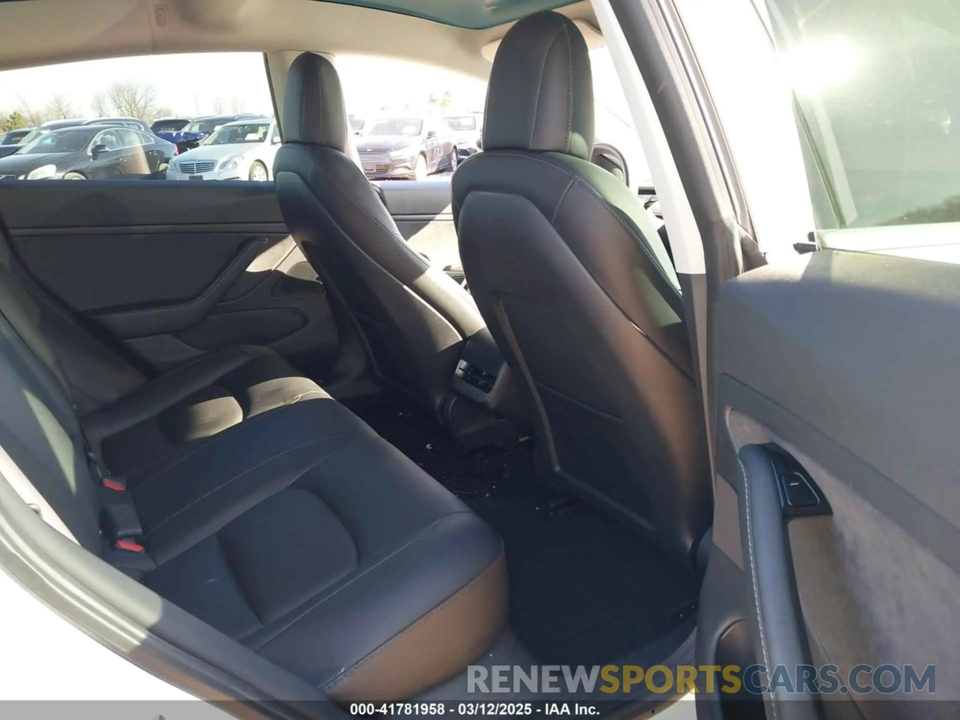 7 Photograph of a damaged car 5YJ3E1EB1LF784189 TESLA MODEL 3 2020