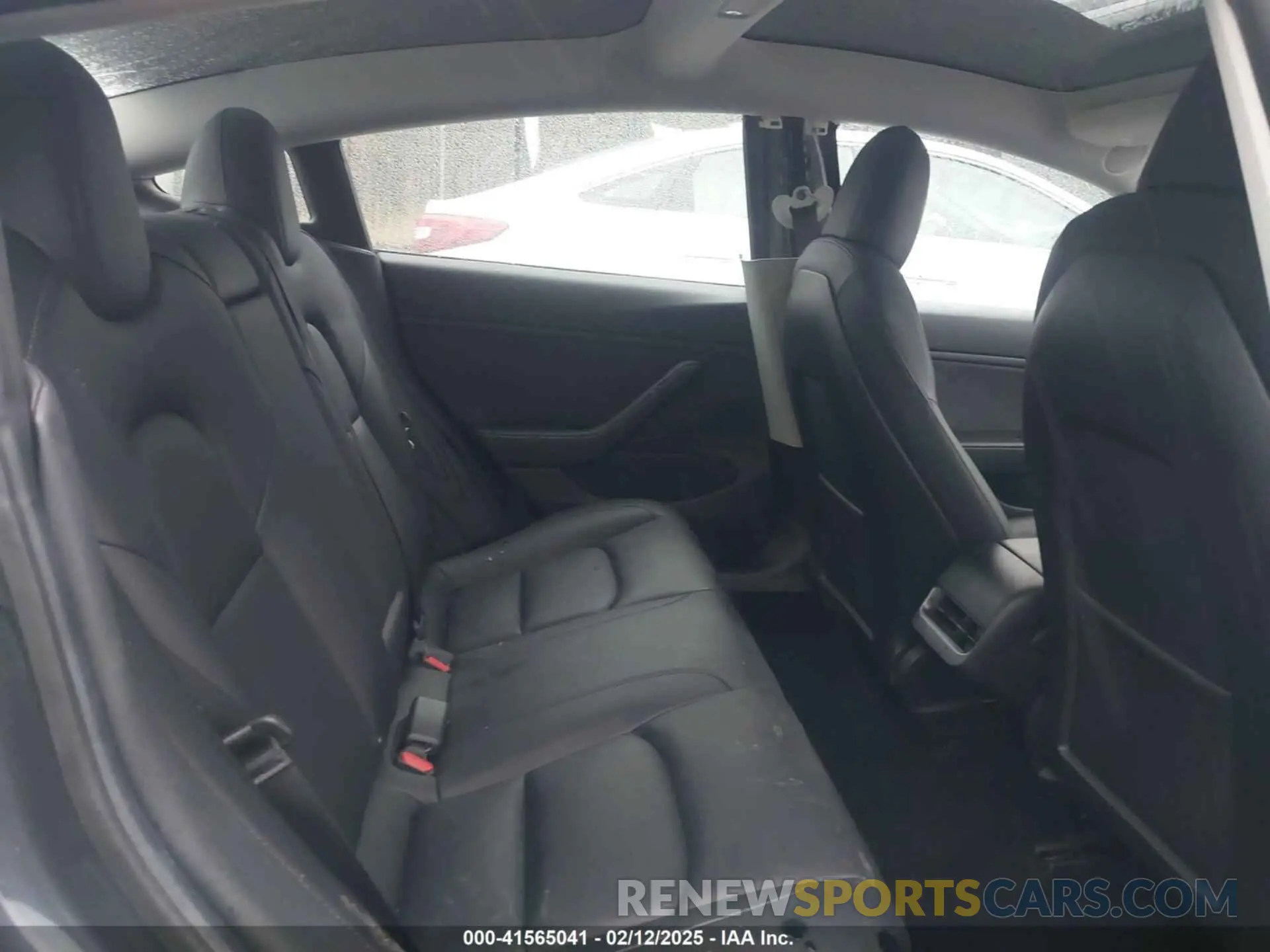 8 Photograph of a damaged car 5YJ3E1EB1LF786931 TESLA MODEL 3 2020