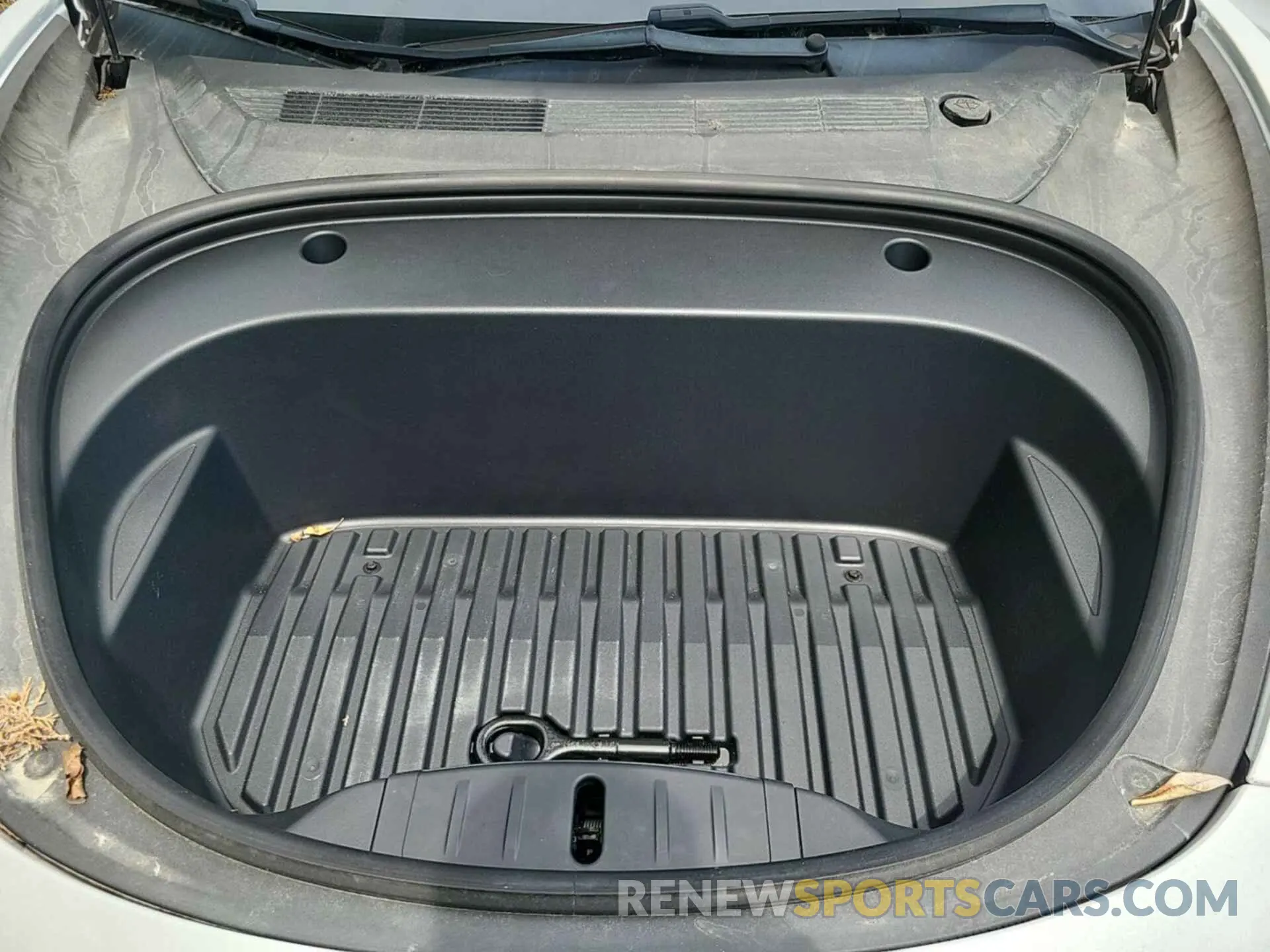 18 Photograph of a damaged car 5YJ3E1EB1LF793698 TESLA MODEL 3 2020