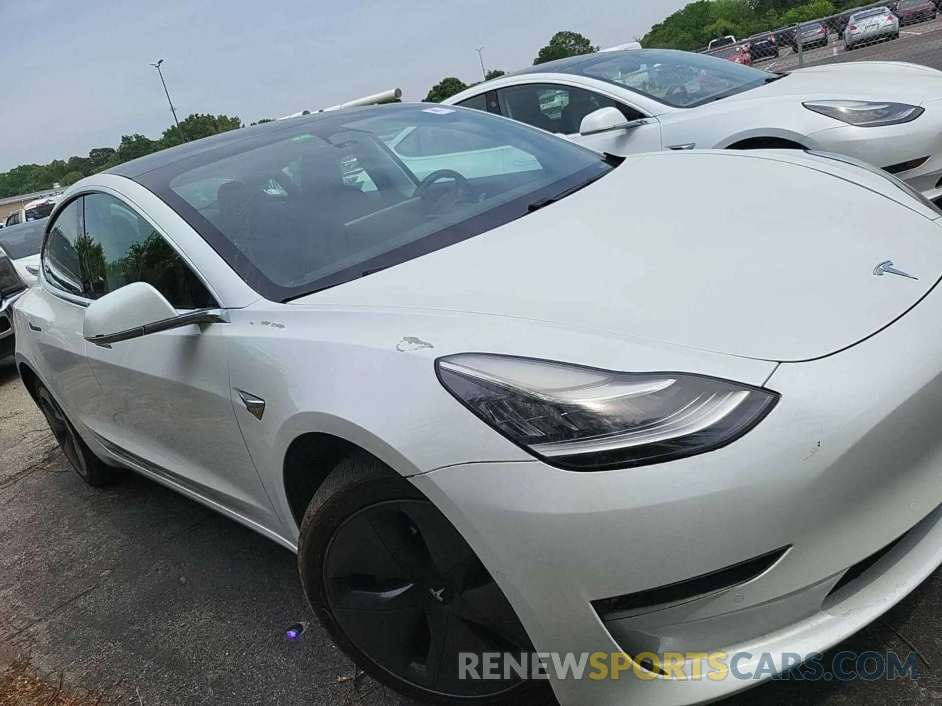 20 Photograph of a damaged car 5YJ3E1EB1LF793698 TESLA MODEL 3 2020
