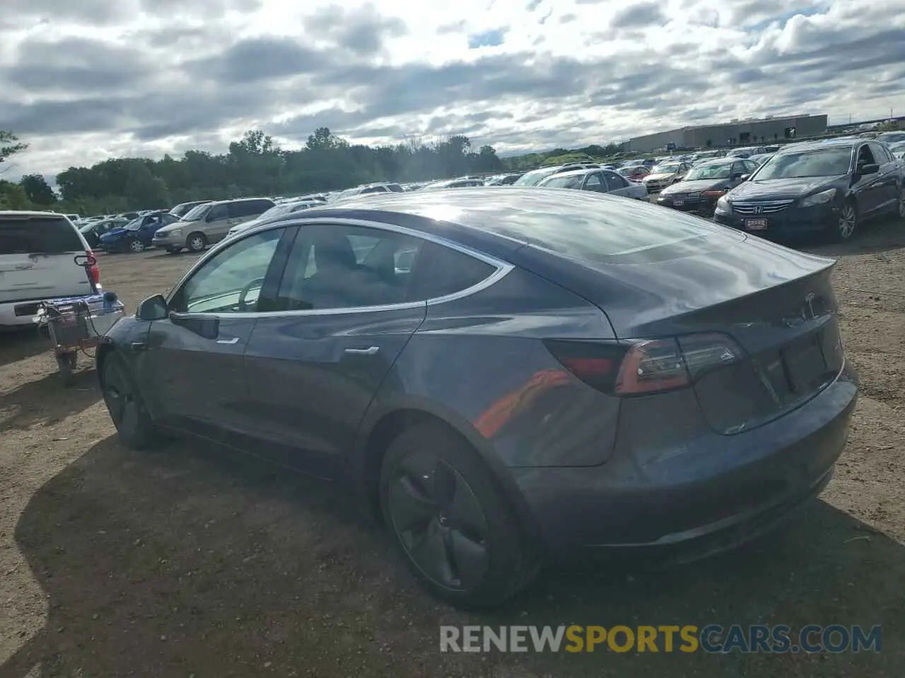 2 Photograph of a damaged car 5YJ3E1EB2LF616464 TESLA MODEL 3 2020