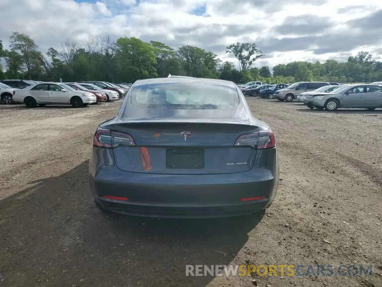 6 Photograph of a damaged car 5YJ3E1EB2LF616464 TESLA MODEL 3 2020