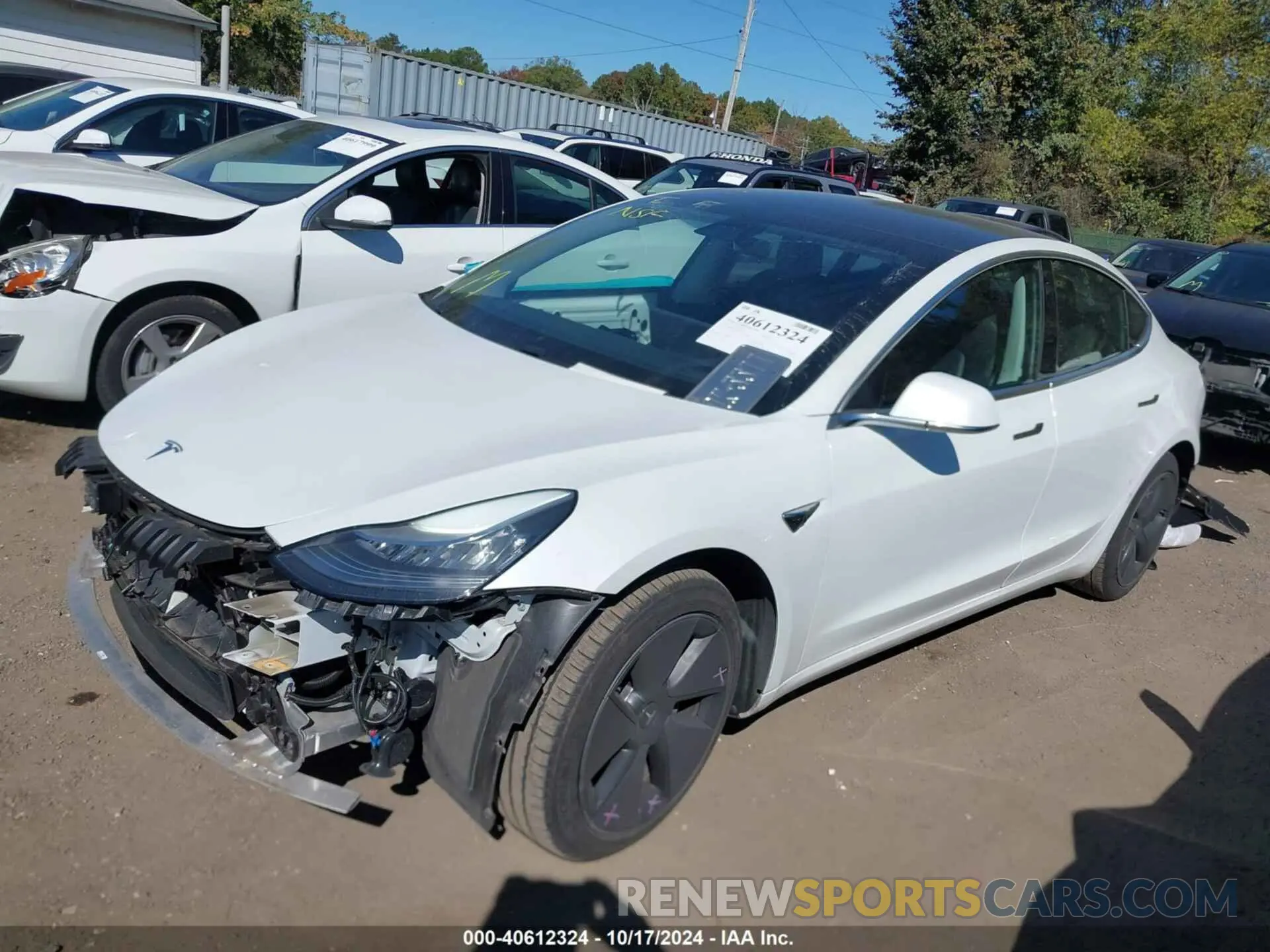 2 Photograph of a damaged car 5YJ3E1EB2LF618201 TESLA MODEL 3 2020