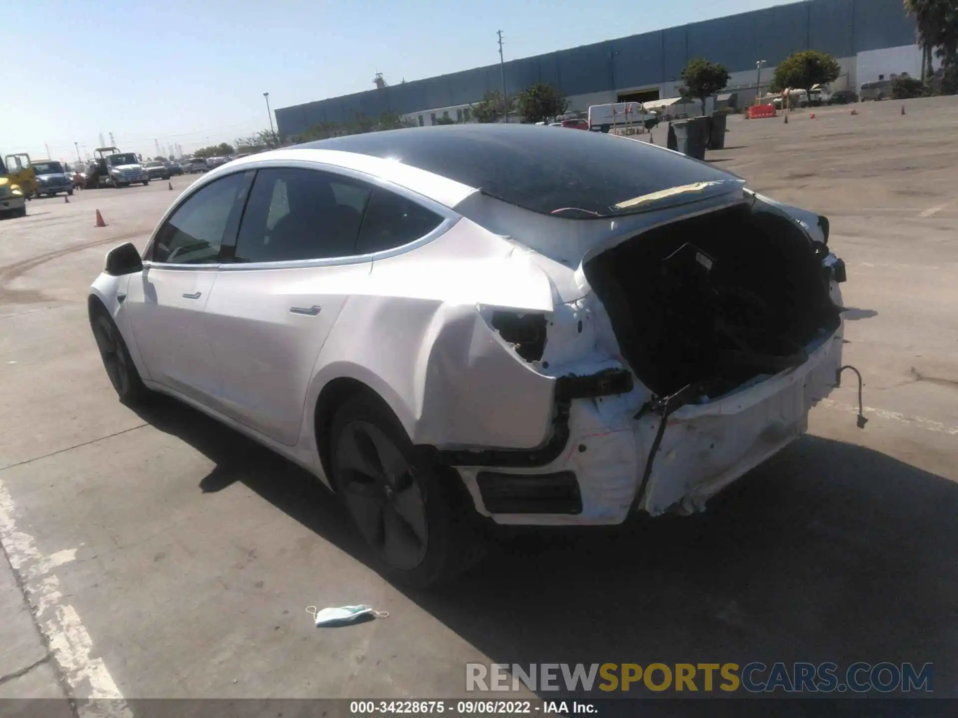 3 Photograph of a damaged car 5YJ3E1EB2LF619624 TESLA MODEL 3 2020