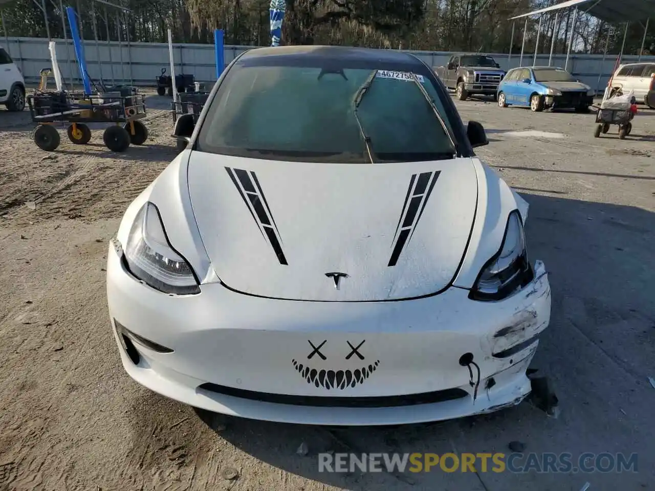 5 Photograph of a damaged car 5YJ3E1EB2LF622085 TESLA MODEL 3 2020