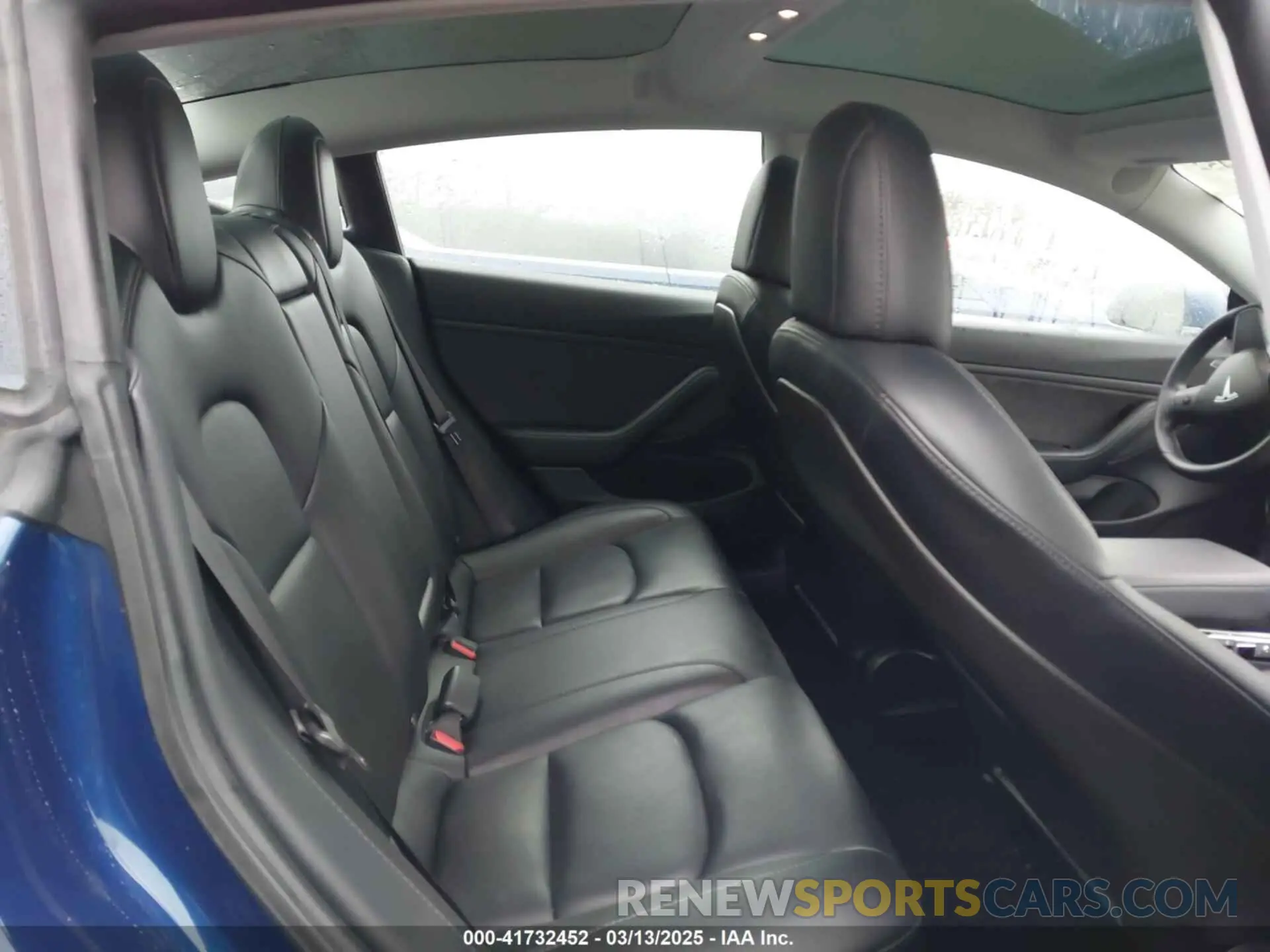 8 Photograph of a damaged car 5YJ3E1EB2LF636407 TESLA MODEL 3 2020