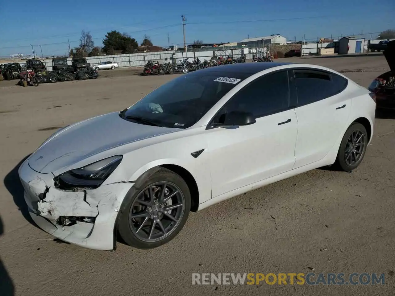 1 Photograph of a damaged car 5YJ3E1EB2LF636567 TESLA MODEL 3 2020