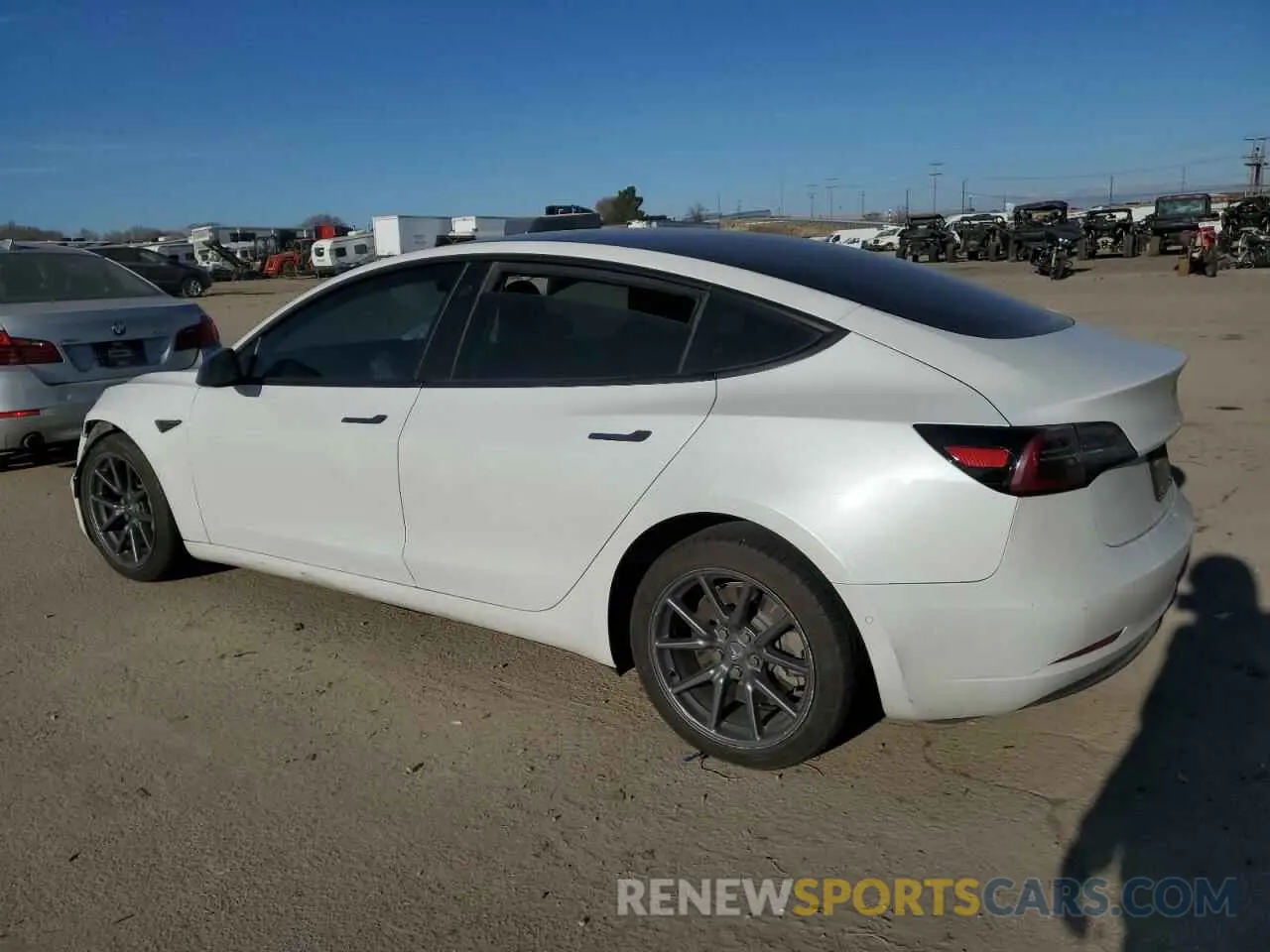 2 Photograph of a damaged car 5YJ3E1EB2LF636567 TESLA MODEL 3 2020