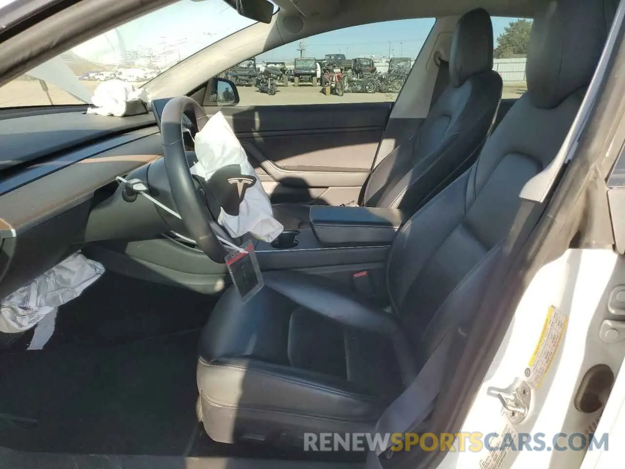 7 Photograph of a damaged car 5YJ3E1EB2LF636567 TESLA MODEL 3 2020