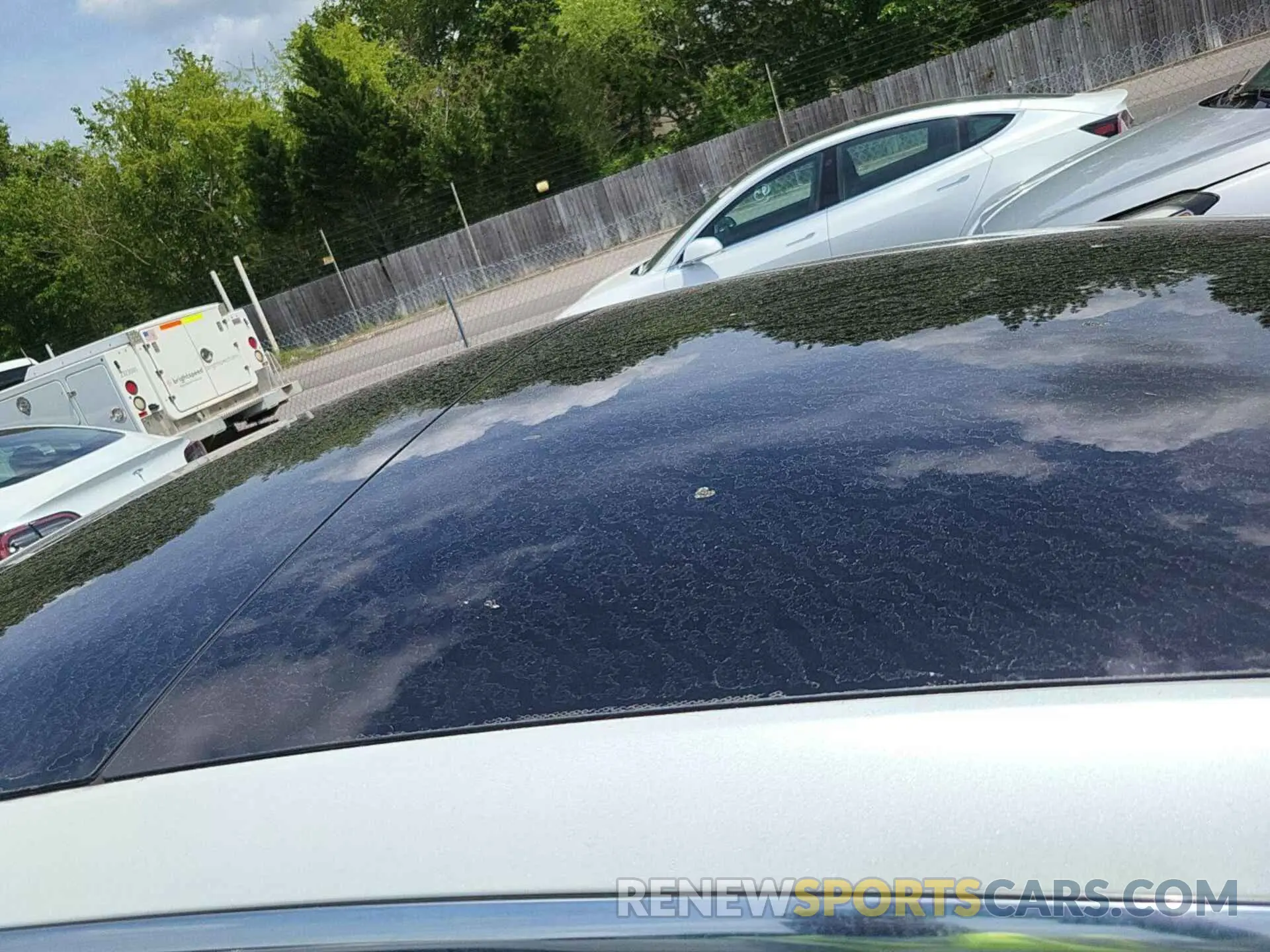 25 Photograph of a damaged car 5YJ3E1EB2LF636956 TESLA MODEL 3 2020