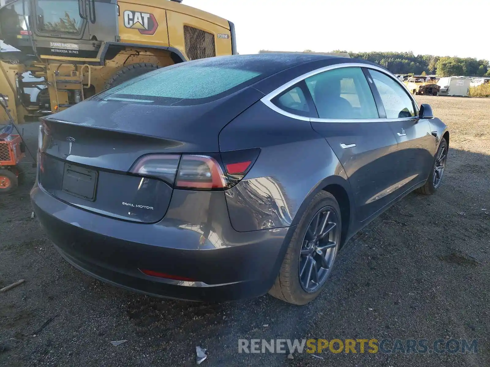 4 Photograph of a damaged car 5YJ3E1EB2LF663574 TESLA MODEL 3 2020