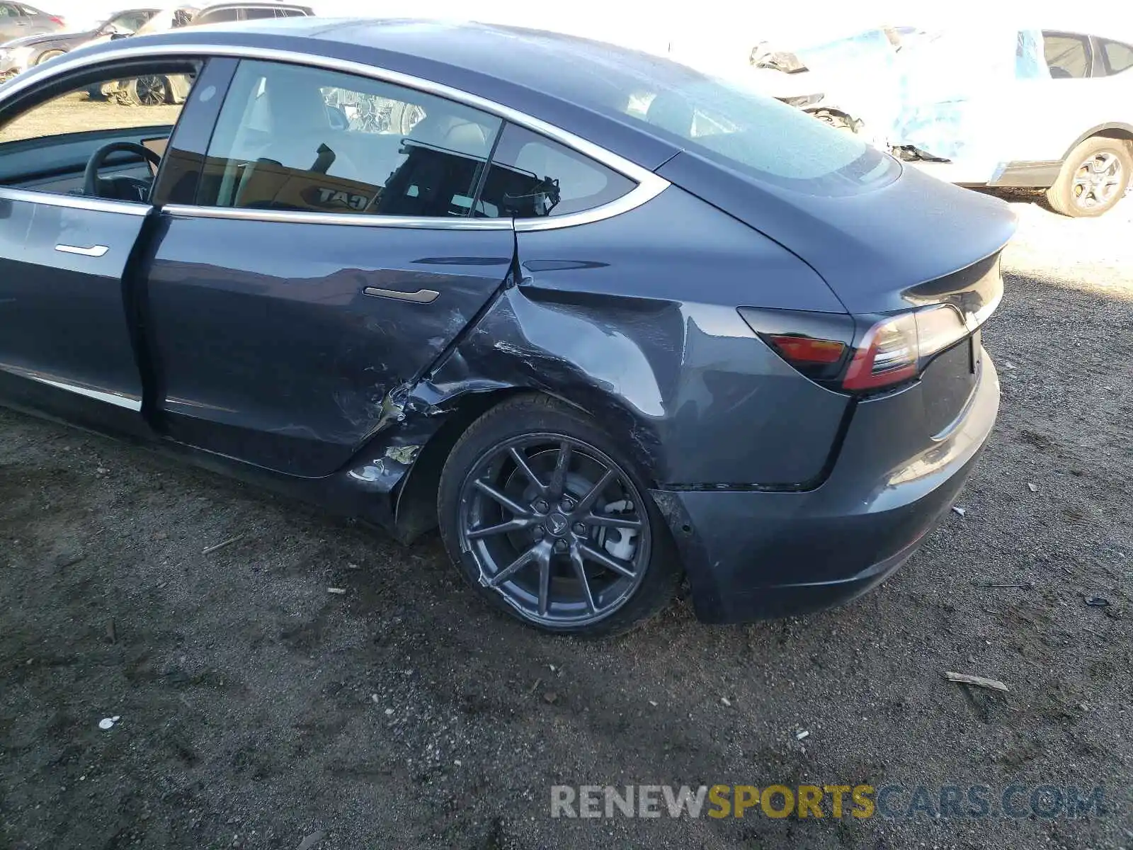 9 Photograph of a damaged car 5YJ3E1EB2LF663574 TESLA MODEL 3 2020