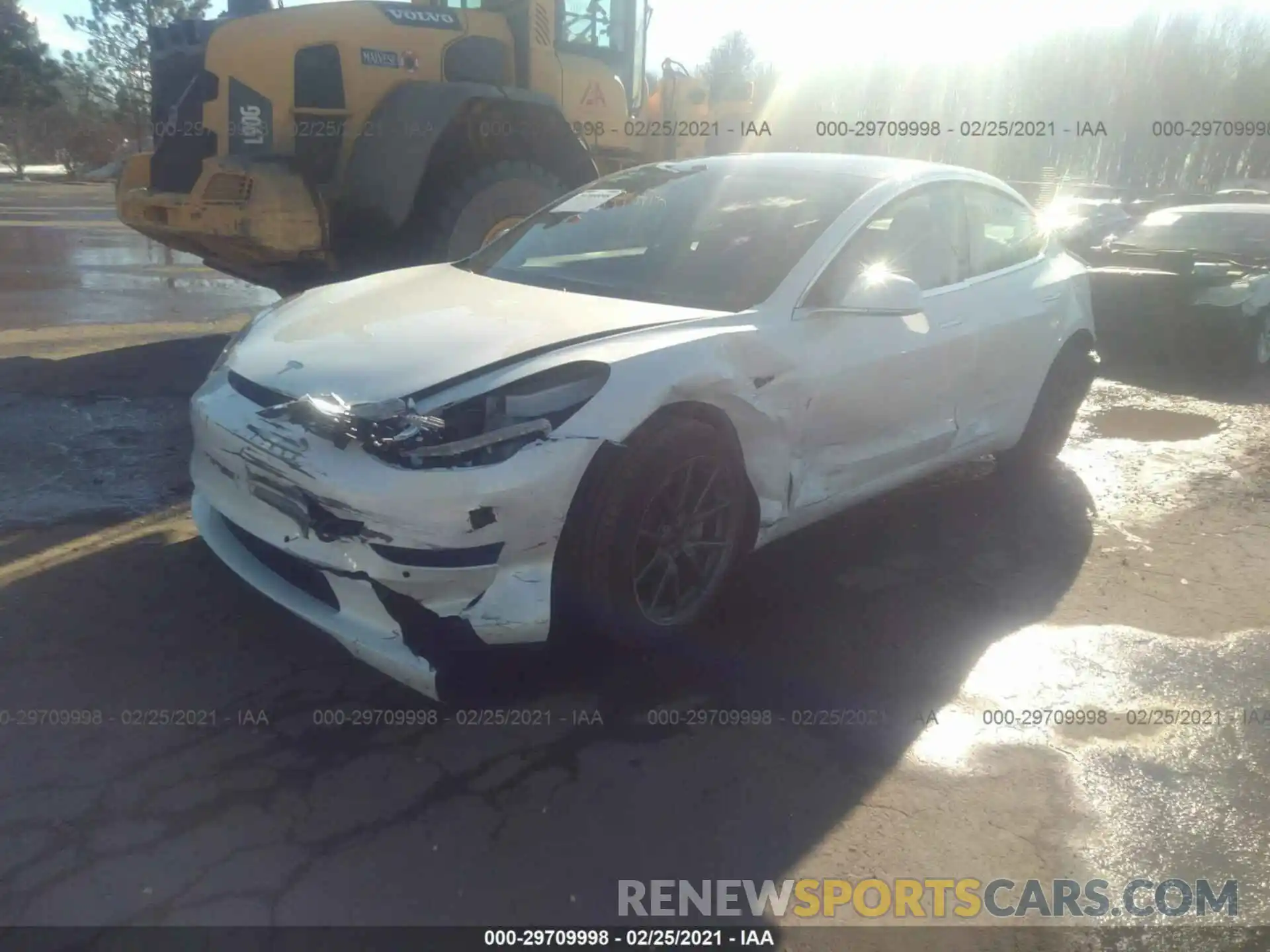 2 Photograph of a damaged car 5YJ3E1EB2LF664983 TESLA MODEL 3 2020