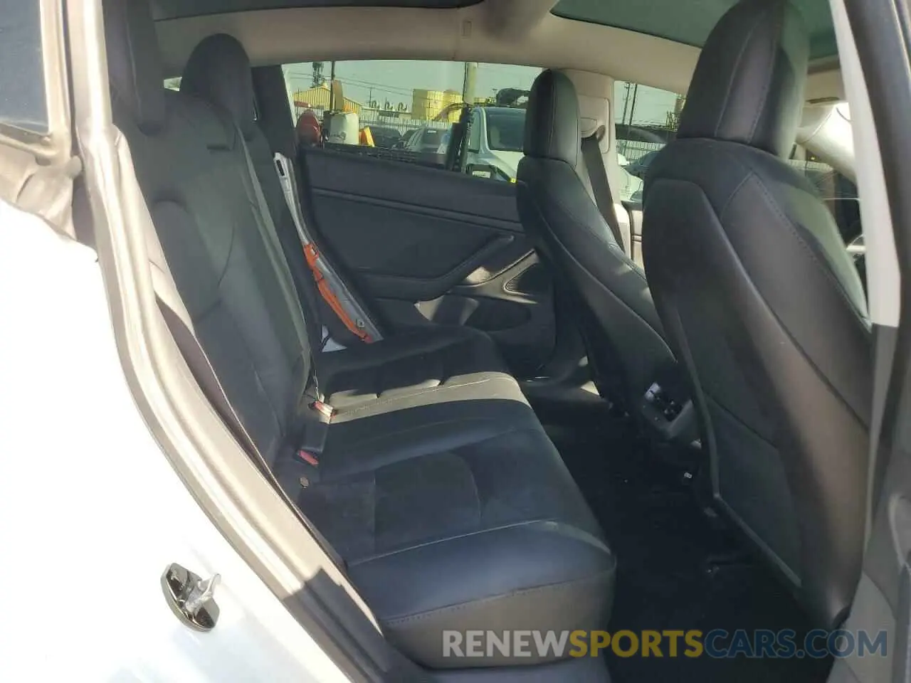 12 Photograph of a damaged car 5YJ3E1EB2LF712322 TESLA MODEL 3 2020