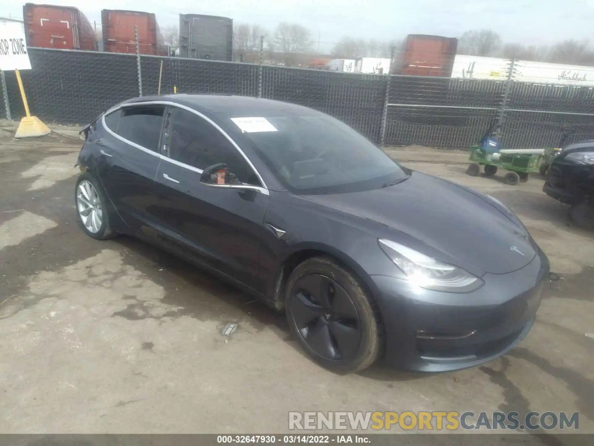 1 Photograph of a damaged car 5YJ3E1EB2LF734899 TESLA MODEL 3 2020