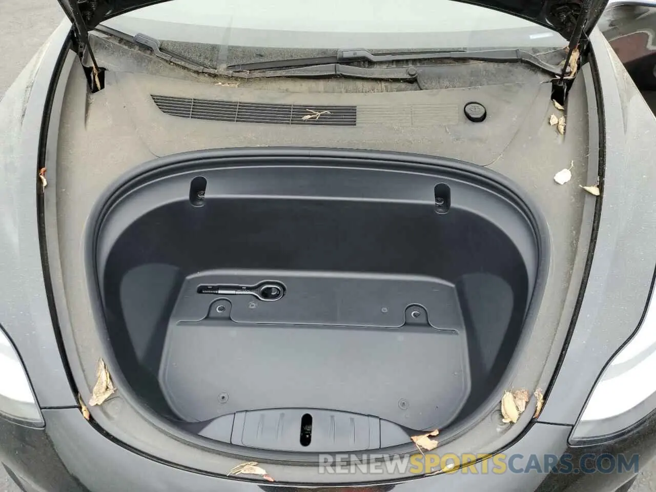 11 Photograph of a damaged car 5YJ3E1EB2LF742131 TESLA MODEL 3 2020