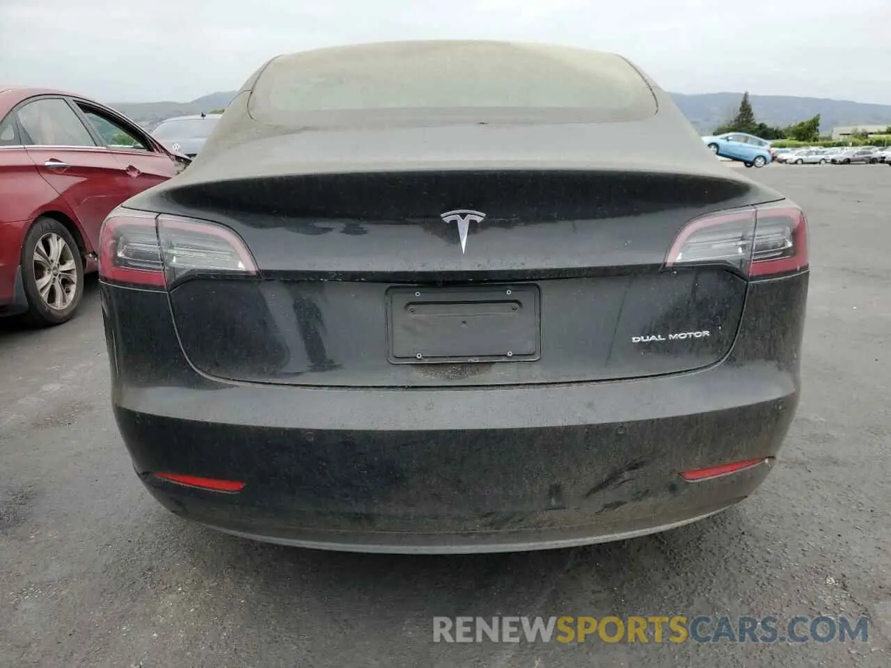 6 Photograph of a damaged car 5YJ3E1EB2LF742131 TESLA MODEL 3 2020