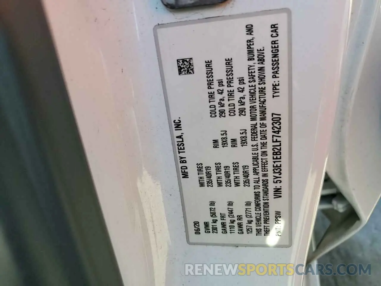 13 Photograph of a damaged car 5YJ3E1EB2LF742307 TESLA MODEL 3 2020