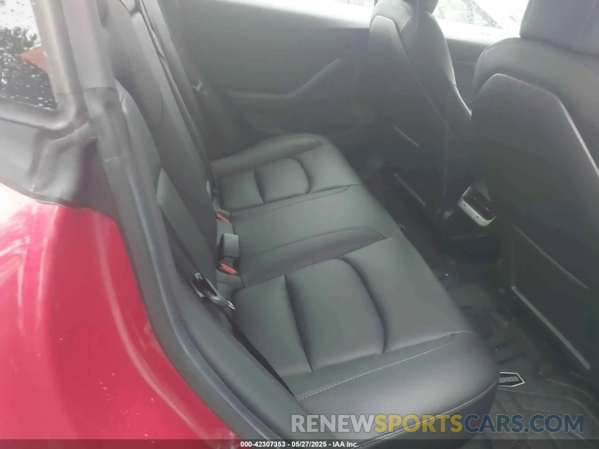 8 Photograph of a damaged car 5YJ3E1EB2LF790969 TESLA MODEL 3 2020
