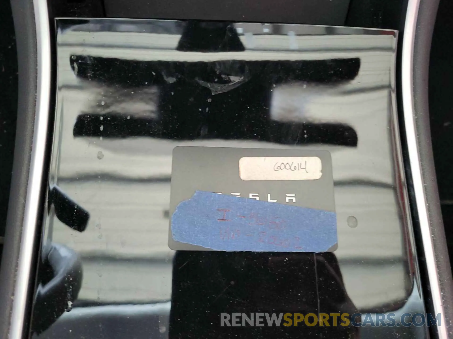 20 Photograph of a damaged car 5YJ3E1EB3LF600614 TESLA MODEL 3 2020