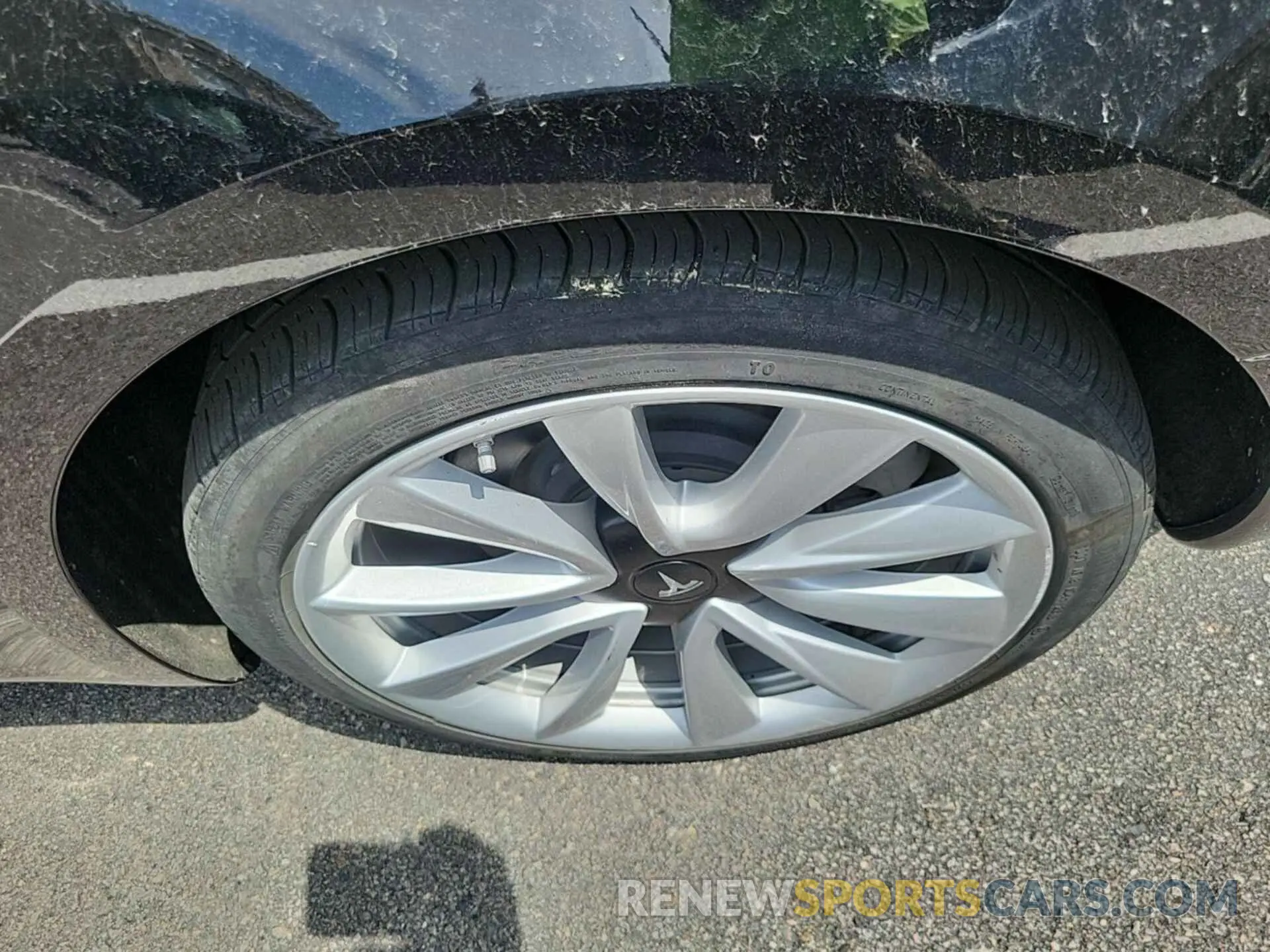 26 Photograph of a damaged car 5YJ3E1EB3LF600614 TESLA MODEL 3 2020