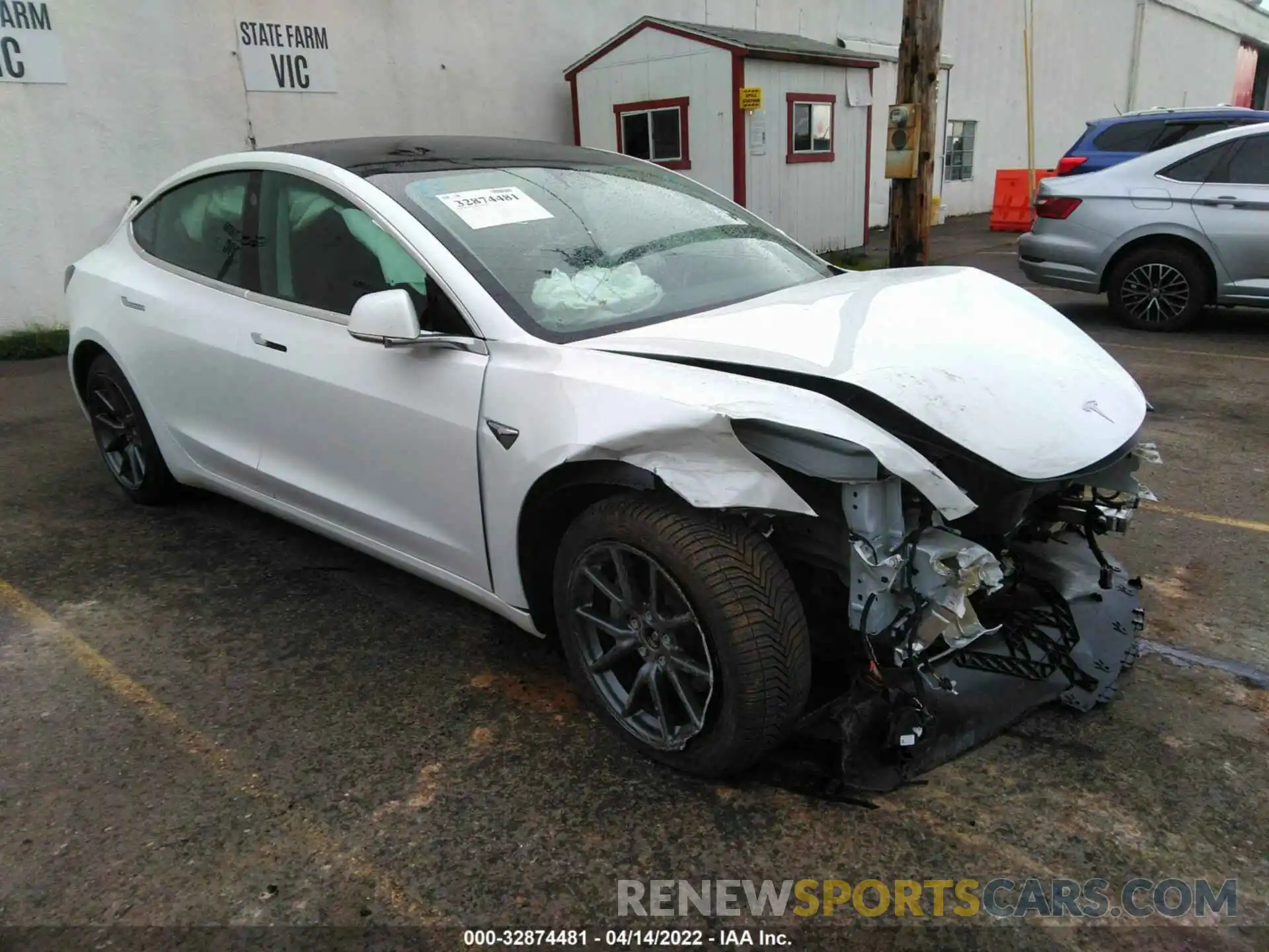 1 Photograph of a damaged car 5YJ3E1EB3LF619650 TESLA MODEL 3 2020