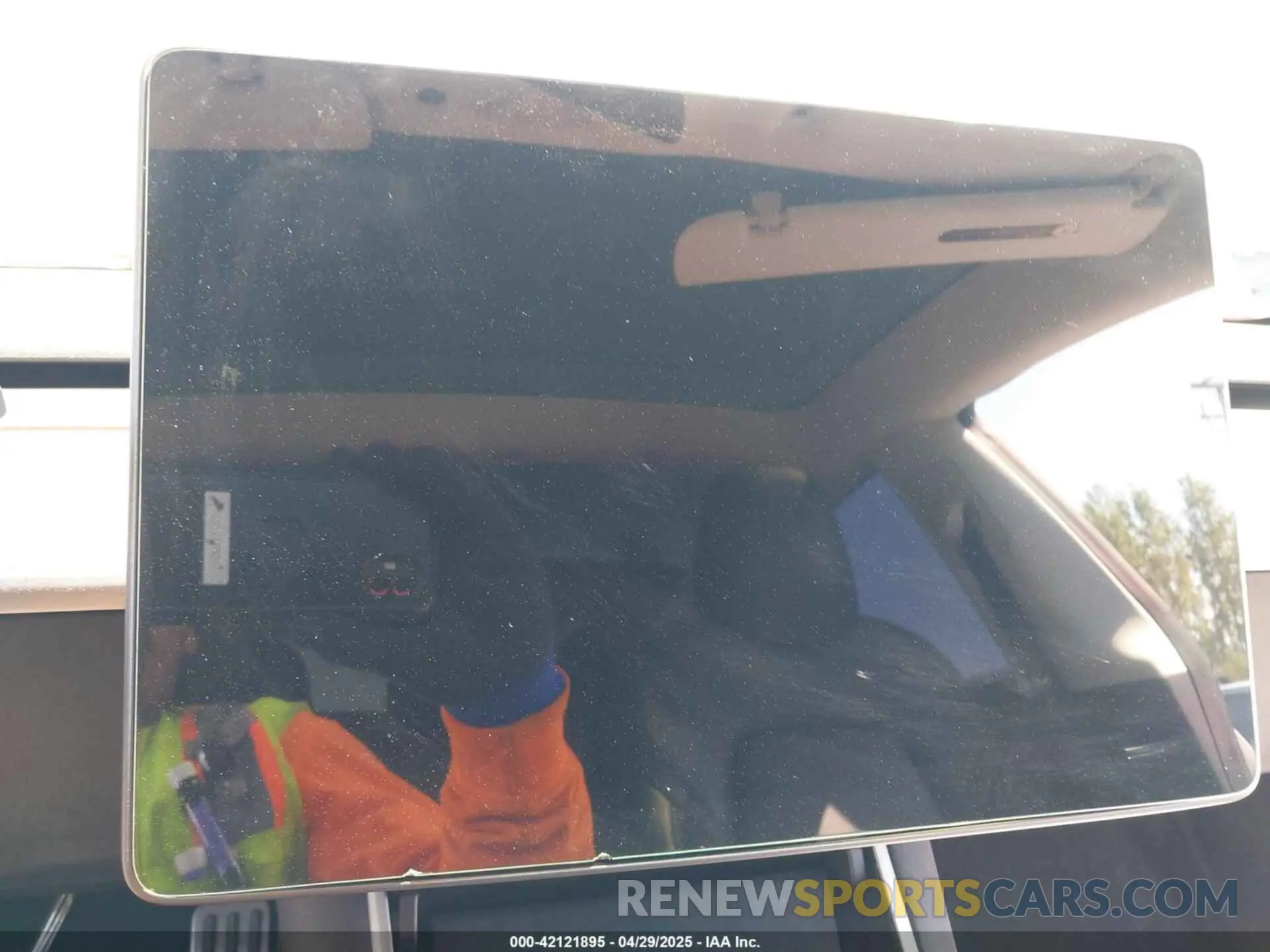 15 Photograph of a damaged car 5YJ3E1EB3LF621348 TESLA MODEL 3 2020