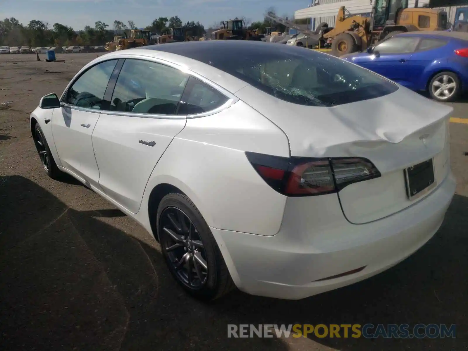 3 Photograph of a damaged car 5YJ3E1EB3LF628655 TESLA MODEL 3 2020