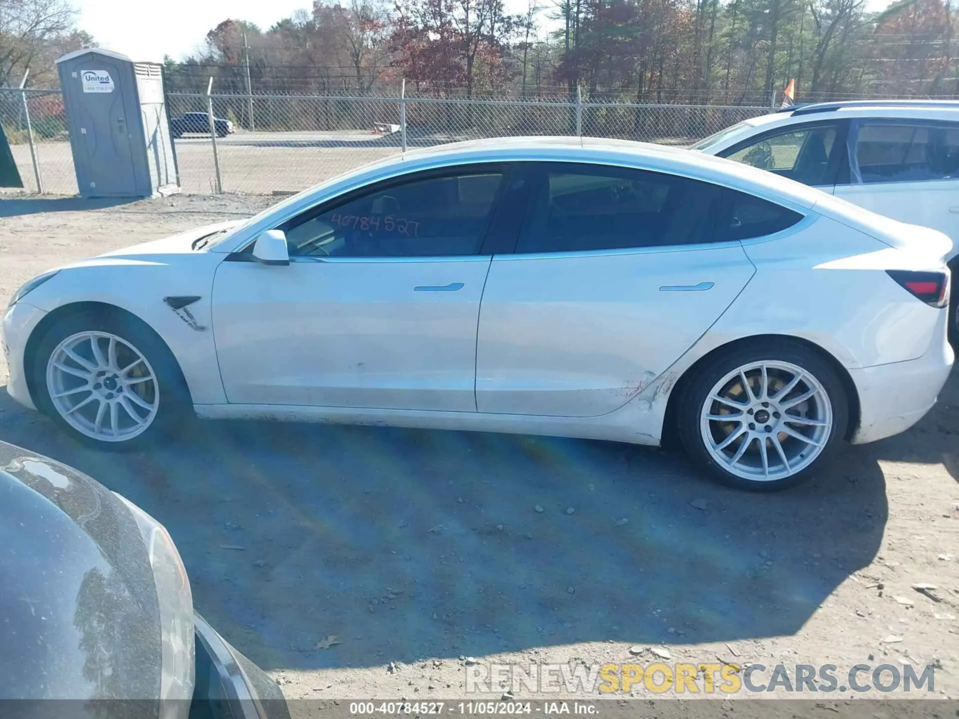 14 Photograph of a damaged car 5YJ3E1EB3LF628686 TESLA MODEL 3 2020