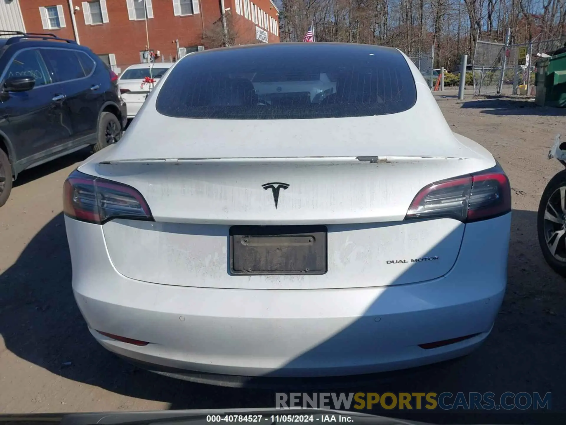 16 Photograph of a damaged car 5YJ3E1EB3LF628686 TESLA MODEL 3 2020