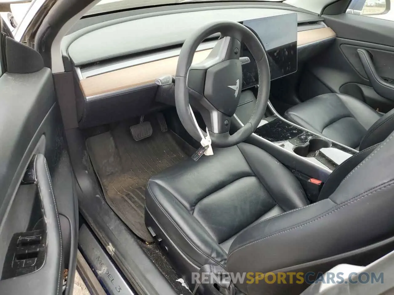 8 Photograph of a damaged car 5YJ3E1EB3LF635752 TESLA MODEL 3 2020