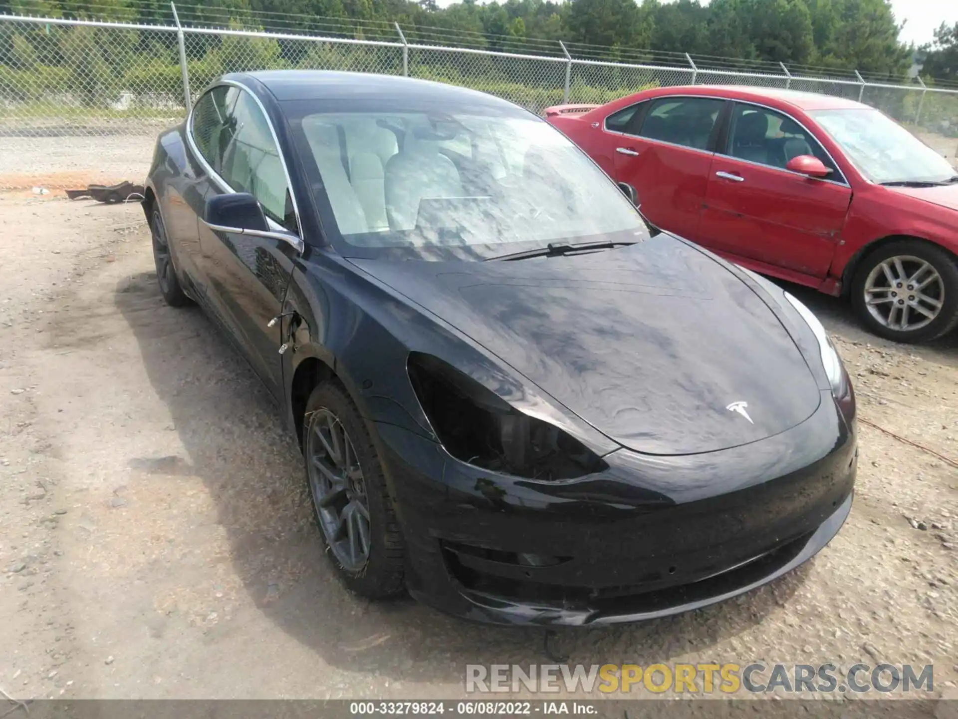 1 Photograph of a damaged car 5YJ3E1EB3LF639039 TESLA MODEL 3 2020