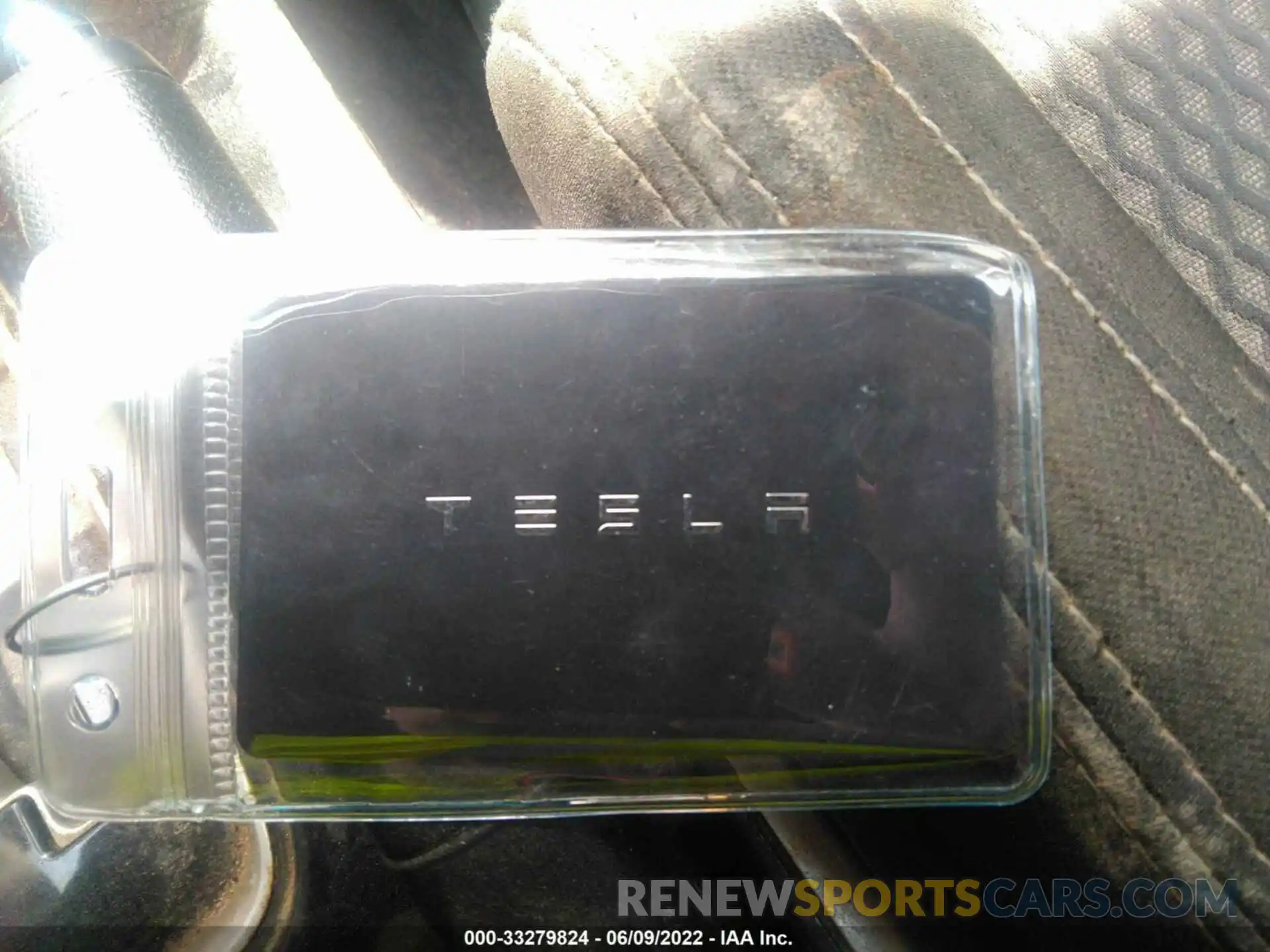 11 Photograph of a damaged car 5YJ3E1EB3LF639039 TESLA MODEL 3 2020