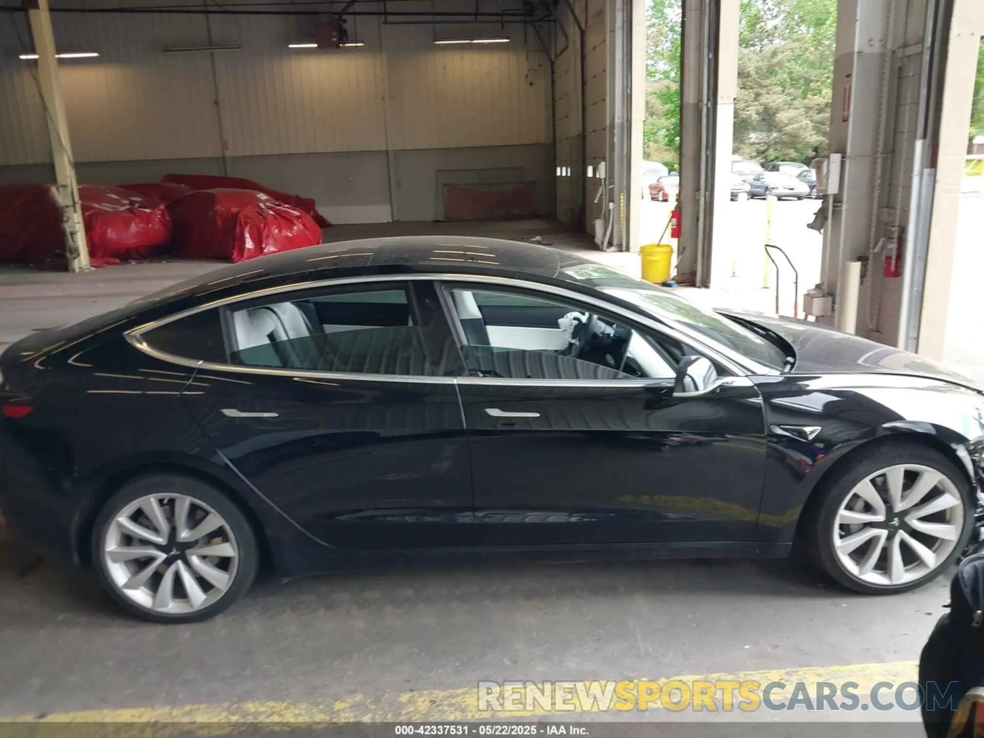 13 Photograph of a damaged car 5YJ3E1EB3LF639980 TESLA MODEL 3 2020