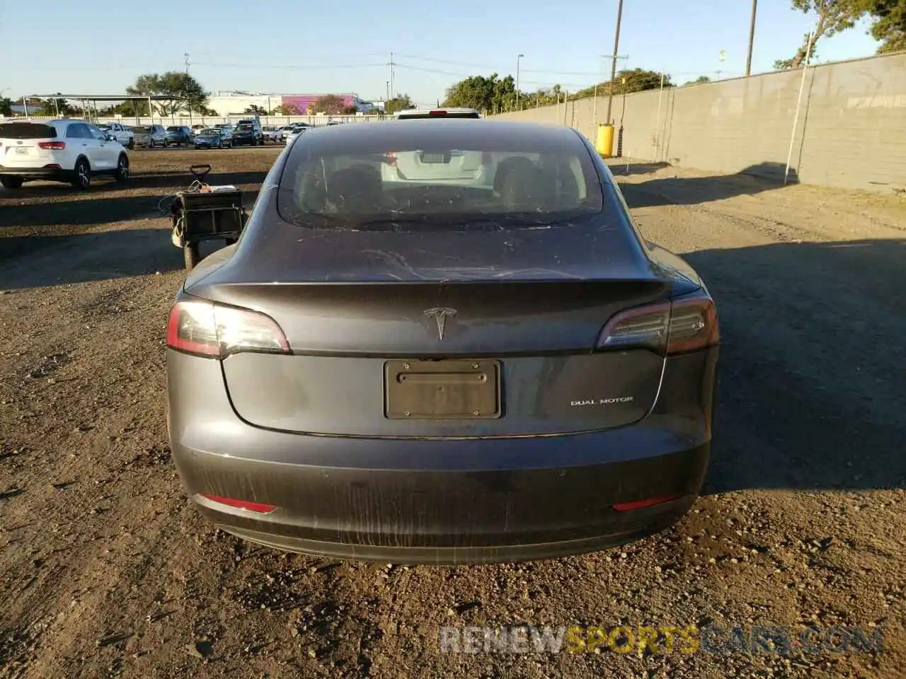 6 Photograph of a damaged car 5YJ3E1EB3LF646122 TESLA MODEL 3 2020