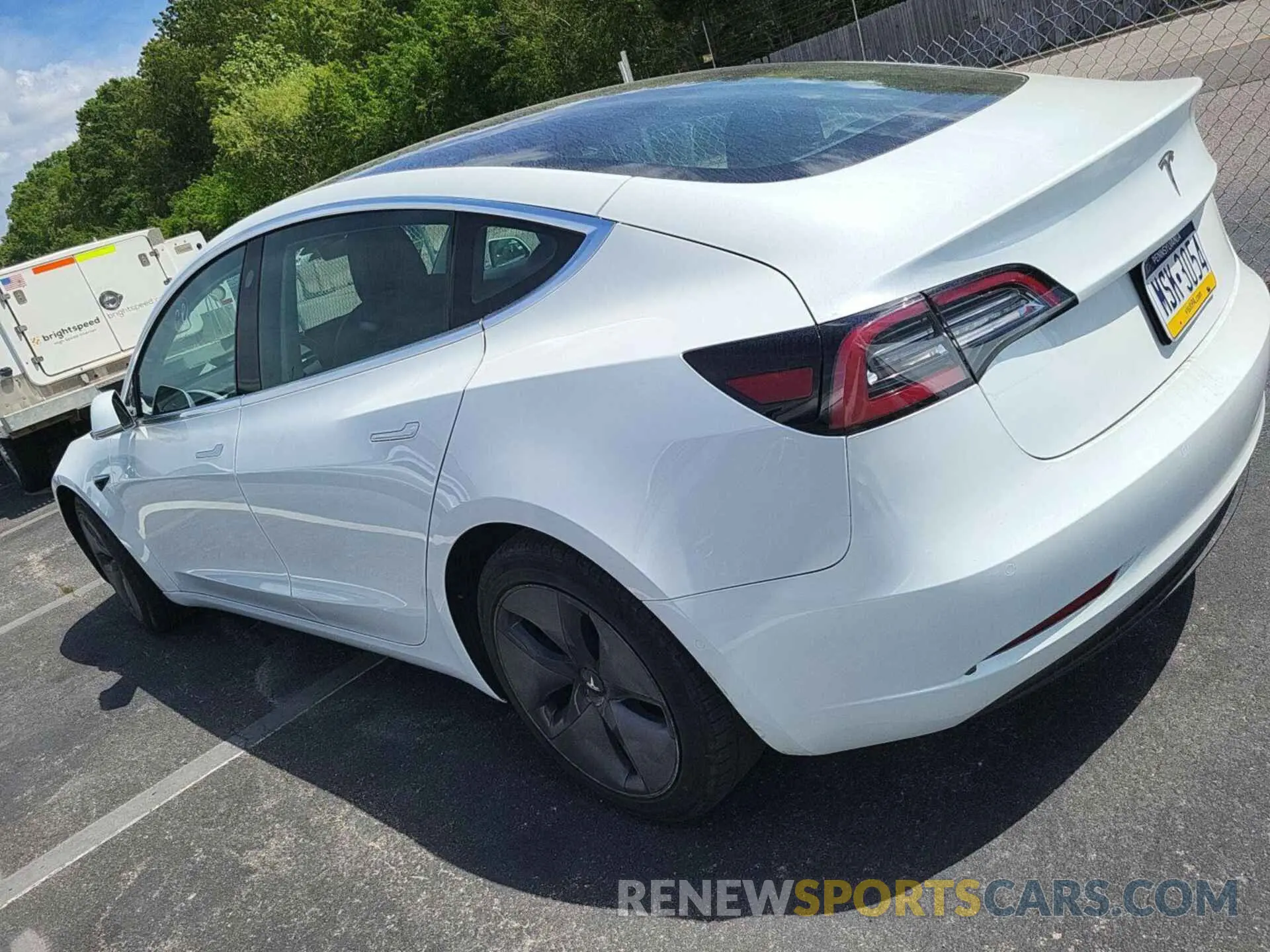 15 Photograph of a damaged car 5YJ3E1EB3LF646315 TESLA MODEL 3 2020