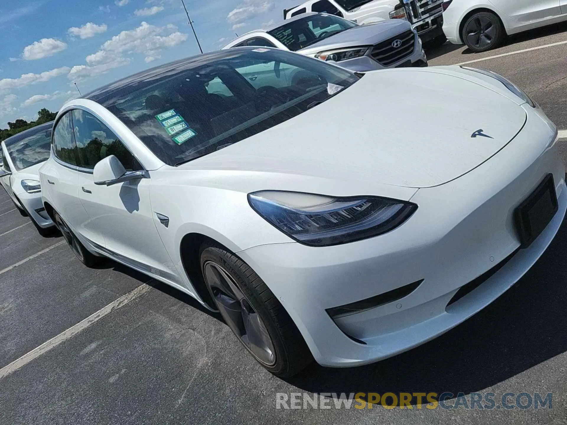 20 Photograph of a damaged car 5YJ3E1EB3LF646315 TESLA MODEL 3 2020