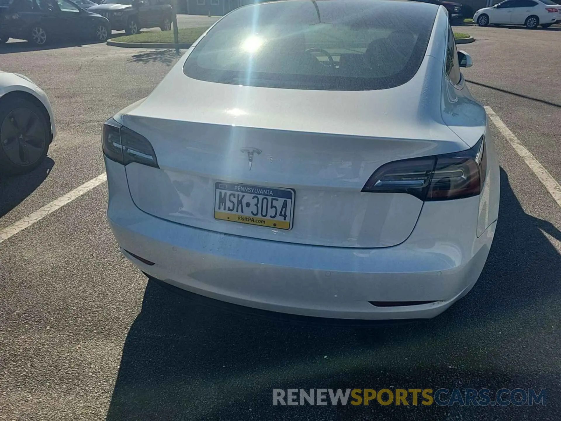 21 Photograph of a damaged car 5YJ3E1EB3LF646315 TESLA MODEL 3 2020