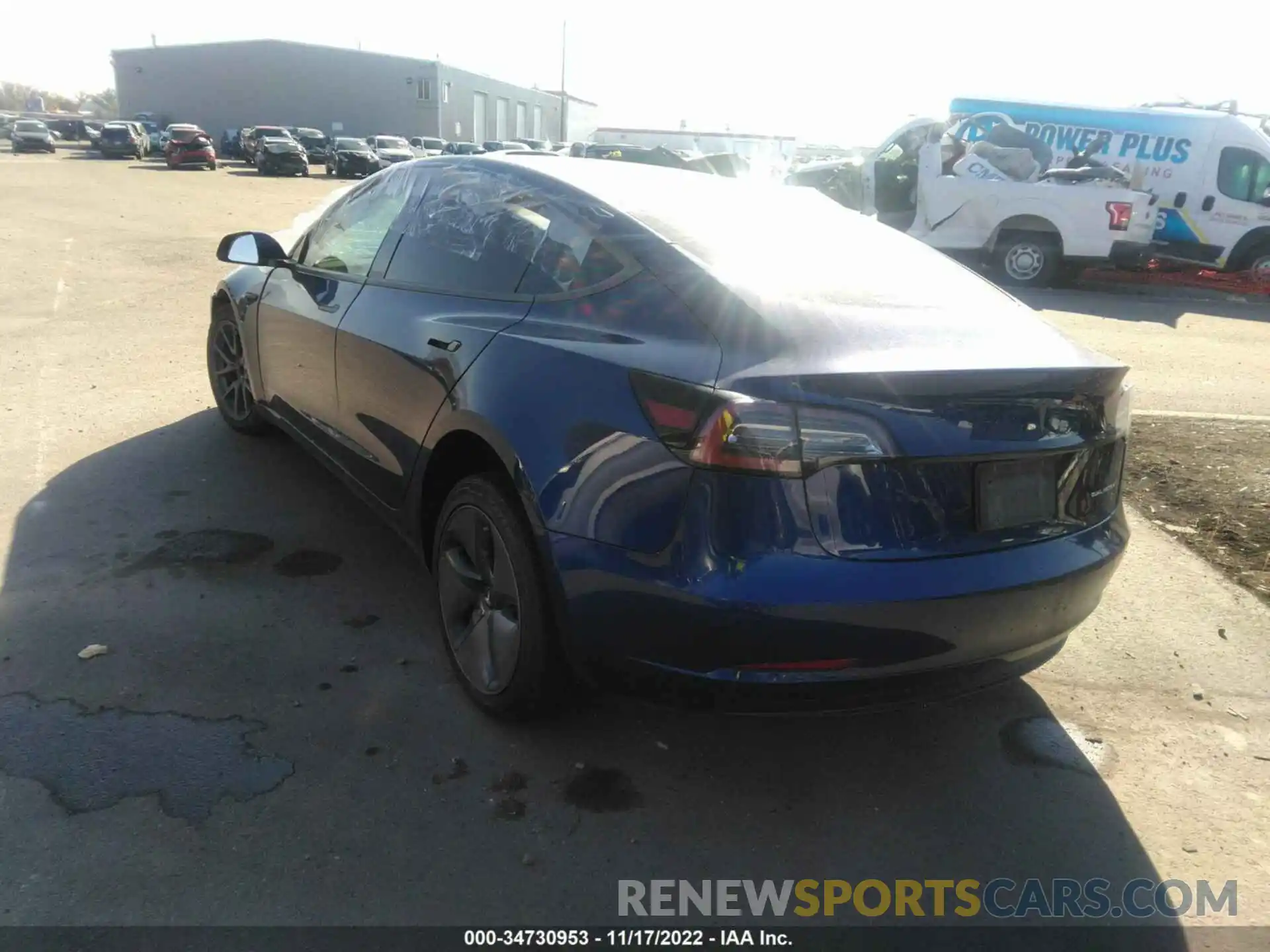 3 Photograph of a damaged car 5YJ3E1EB3LF664720 TESLA MODEL 3 2020