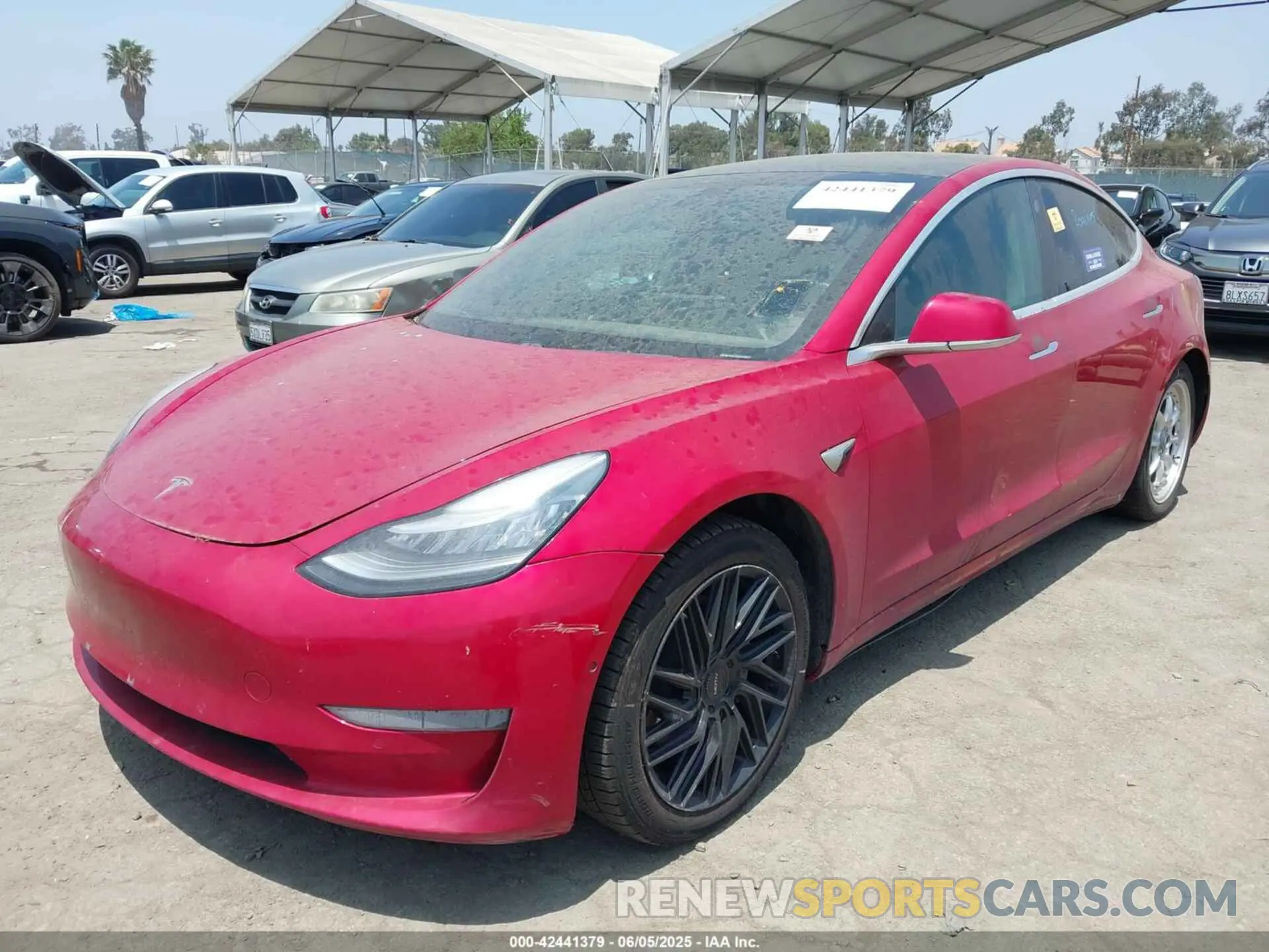2 Photograph of a damaged car 5YJ3E1EB3LF666760 TESLA MODEL 3 2020