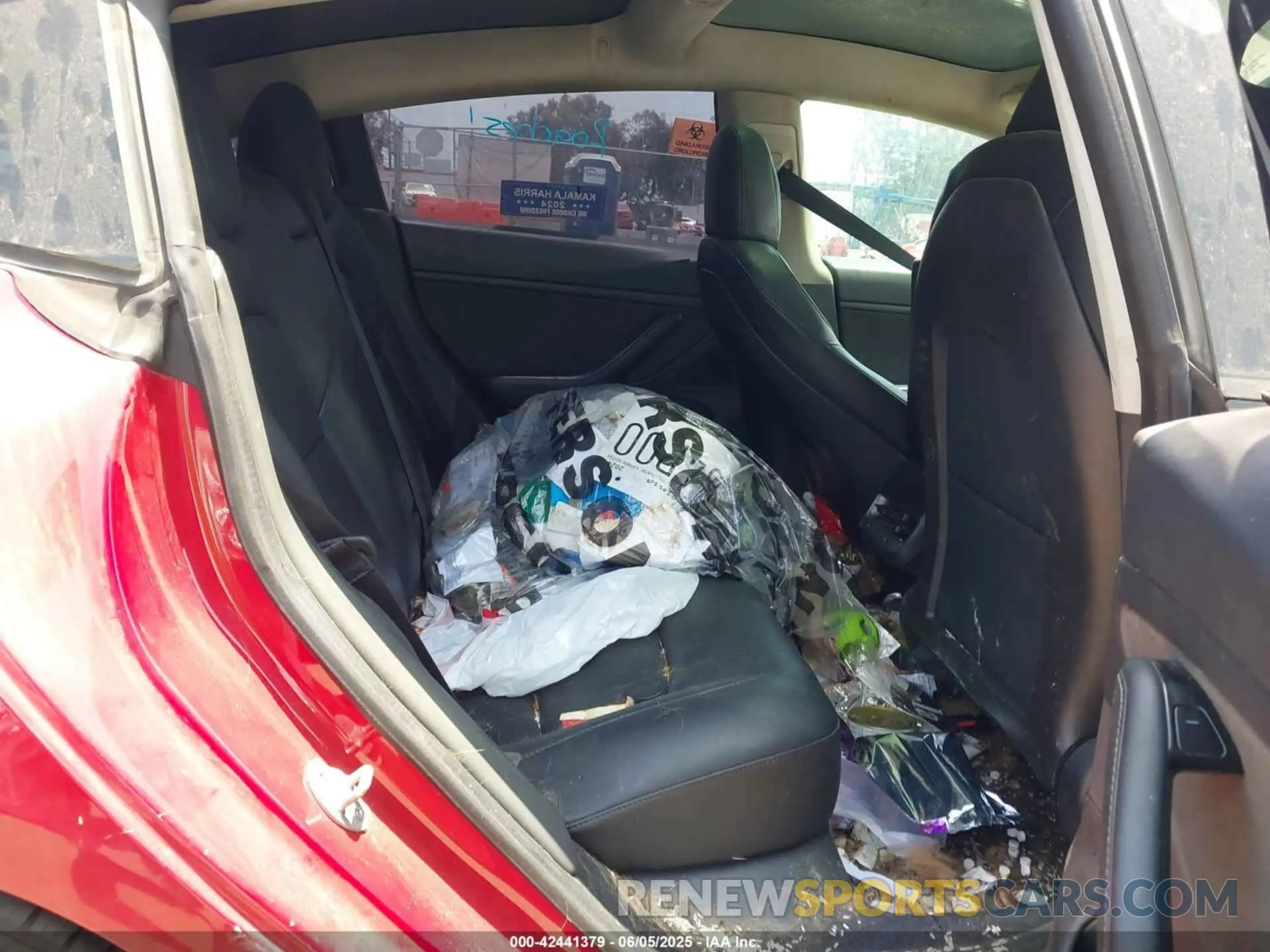 8 Photograph of a damaged car 5YJ3E1EB3LF666760 TESLA MODEL 3 2020
