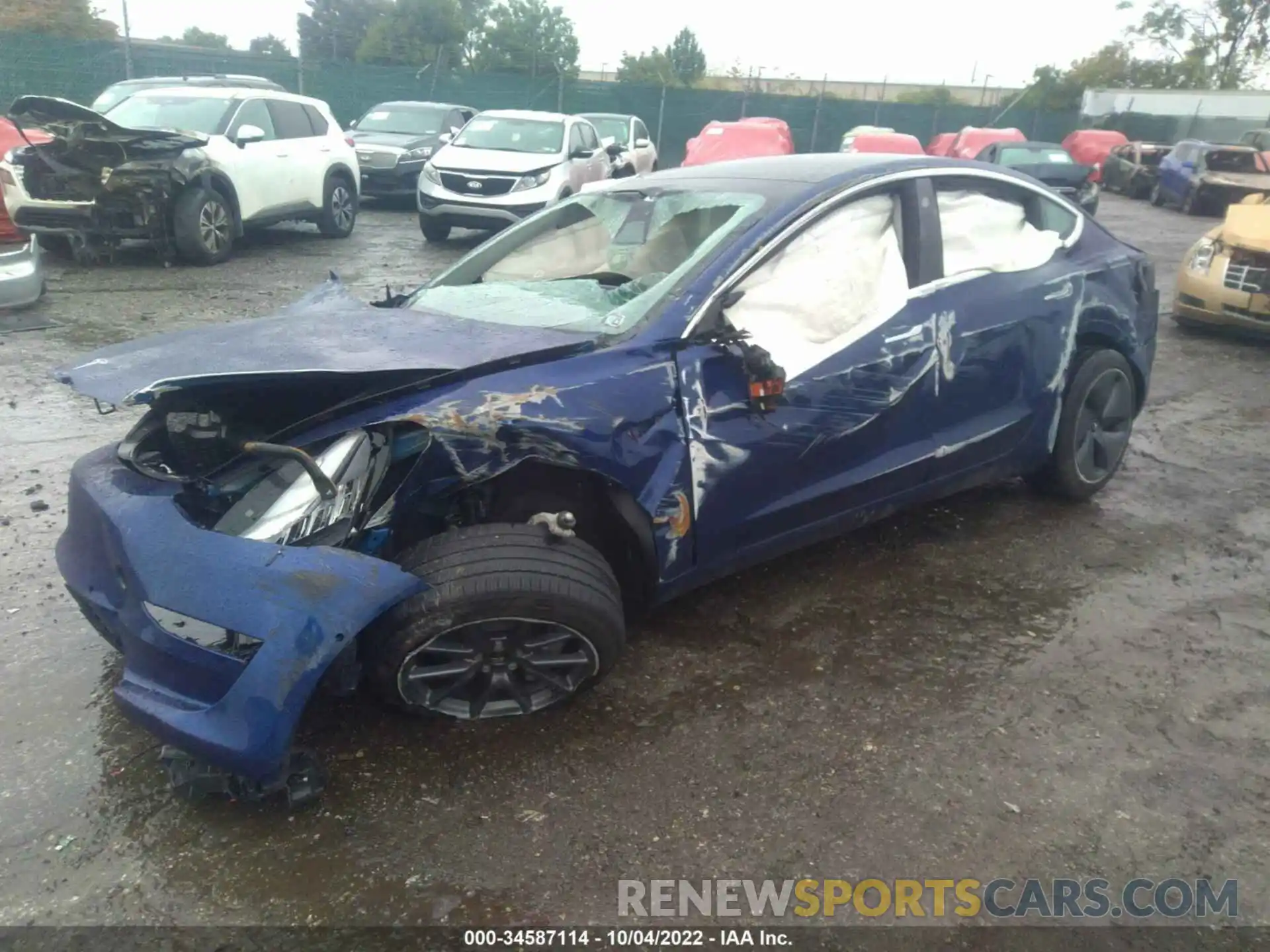 2 Photograph of a damaged car 5YJ3E1EB3LF668542 TESLA MODEL 3 2020