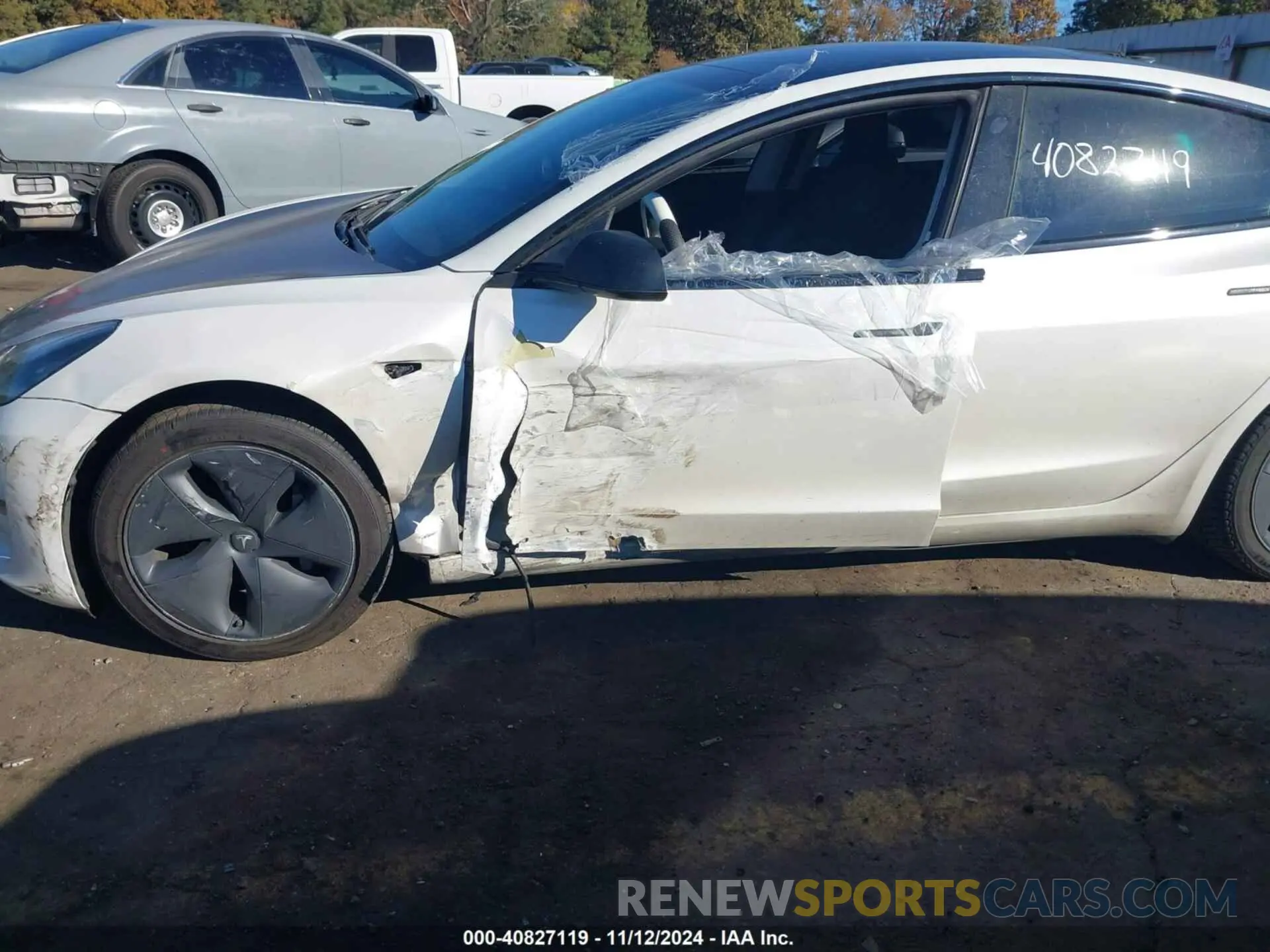 6 Photograph of a damaged car 5YJ3E1EB3LF790558 TESLA MODEL 3 2020