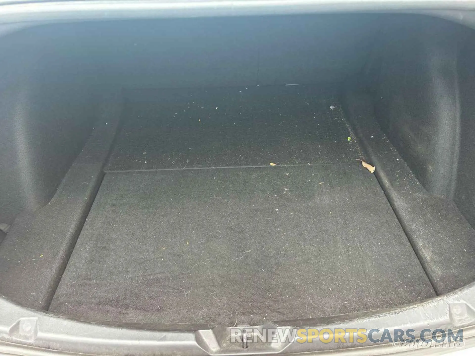 3 Photograph of a damaged car 5YJ3E1EB3LF803115 TESLA MODEL 3 2020