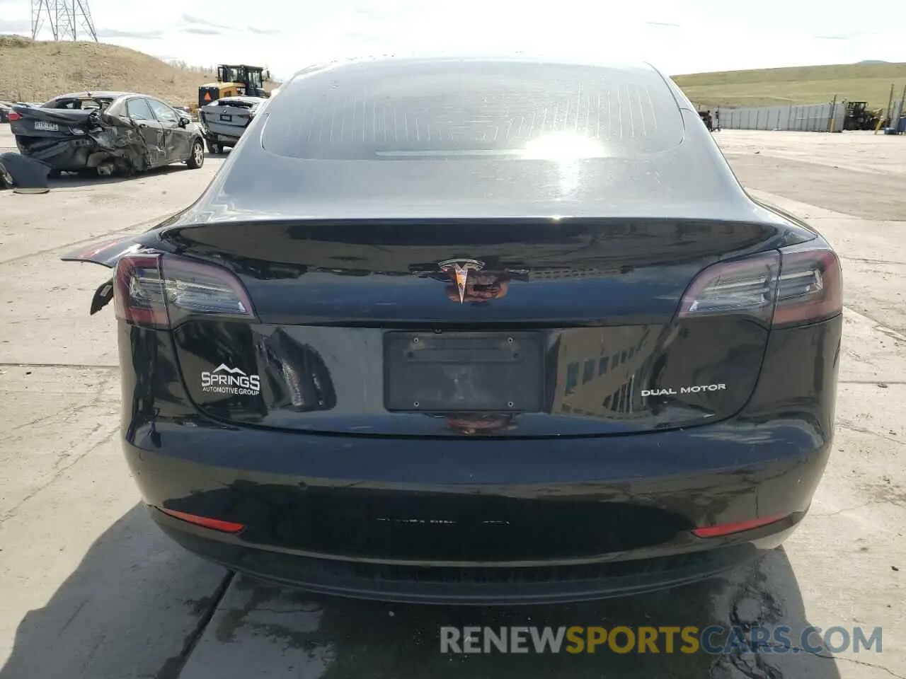 6 Photograph of a damaged car 5YJ3E1EB4LF599909 TESLA MODEL 3 2020