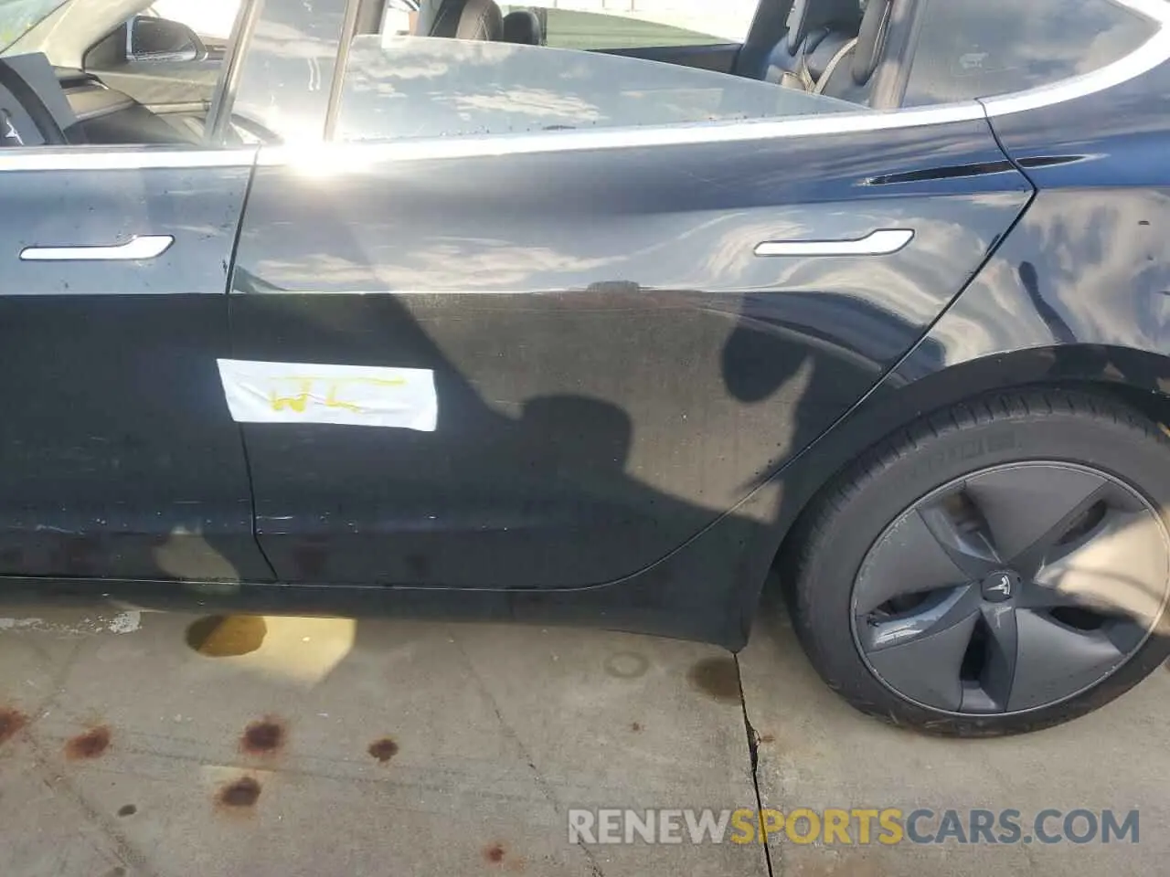 12 Photograph of a damaged car 5YJ3E1EB4LF600203 TESLA MODEL 3 2020