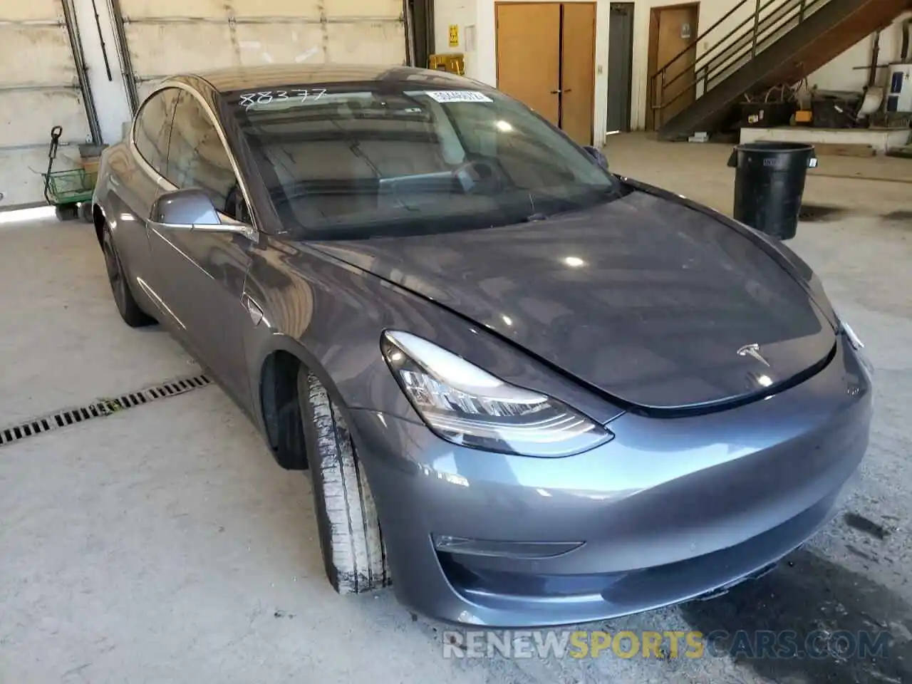 1 Photograph of a damaged car 5YJ3E1EB4LF616563 TESLA MODEL 3 2020